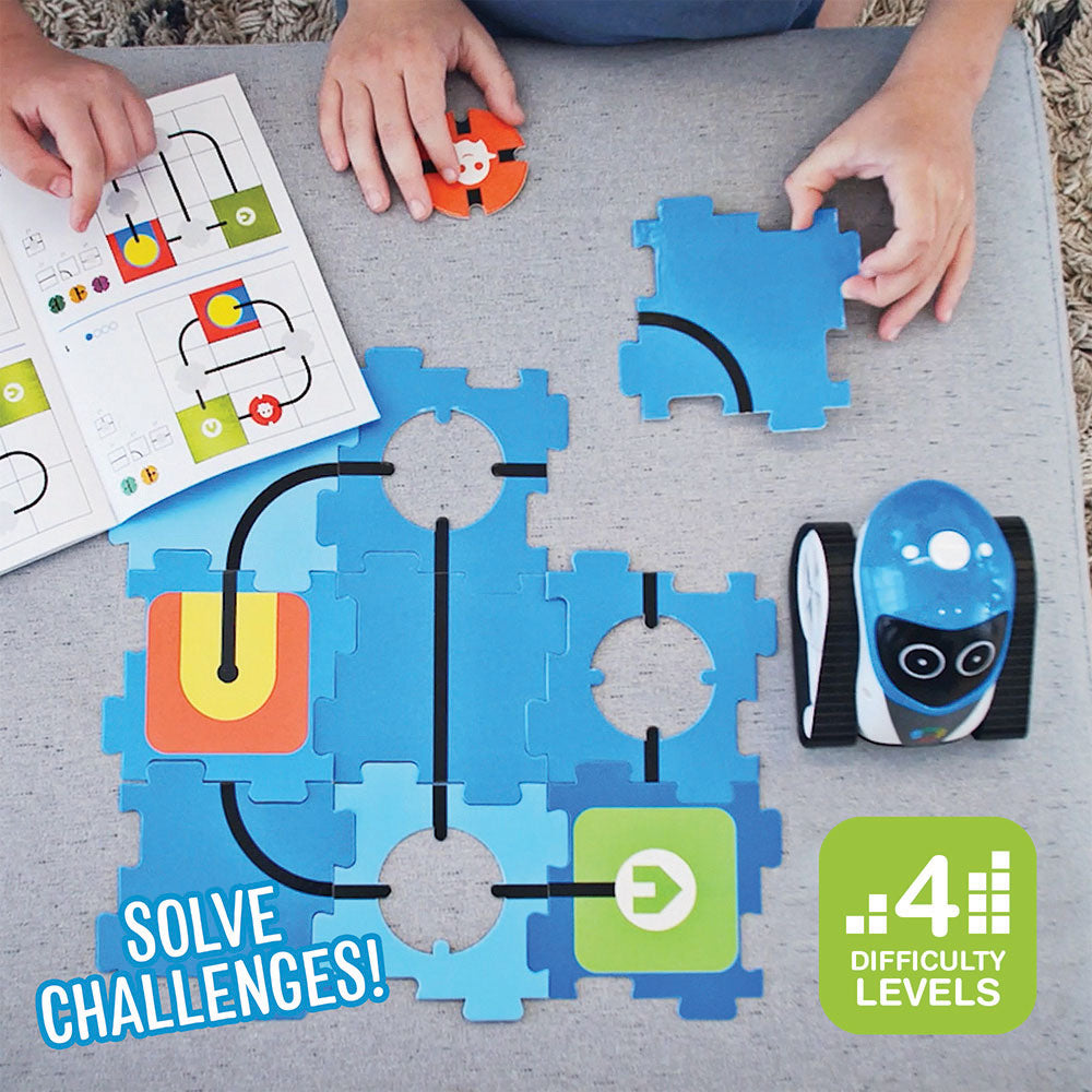 Huey: The Line-Tracking， Color-Sensing Robot (Not for Sale in Canada) (Other)