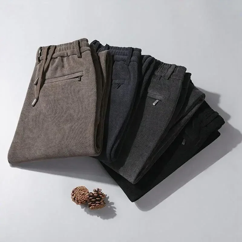 Calça Winston™ em Veludo Cotelê com Cintura Elástica / Um Esporte Fino Versátil com Conforto Térmico e Liberdade!