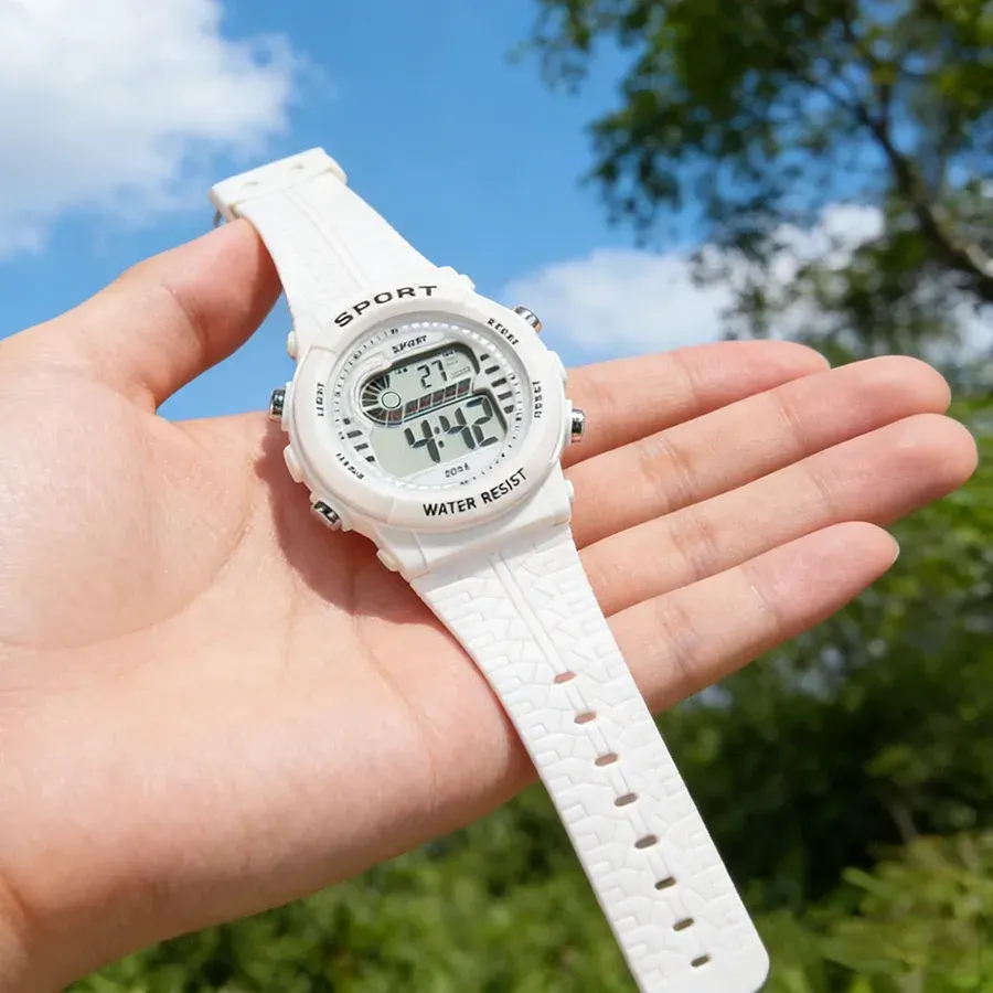 LIUYANGTIAN 1/2pcs Fashion Sports Watch 30M Waterproof 7 Colors LED Backlight Alarm Stopwatch Electronic Wristwatch for Teens Men Women