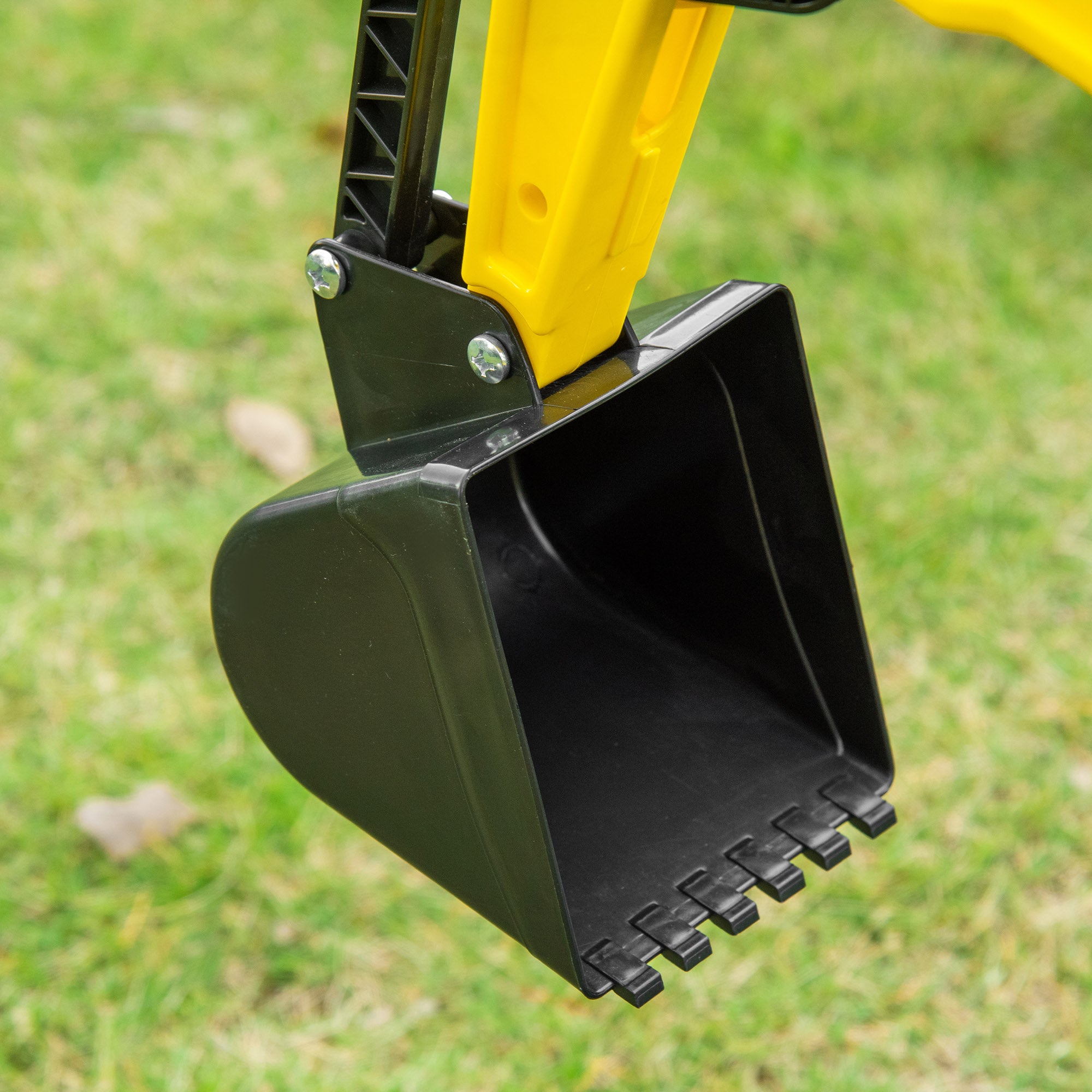 Aosom Kids Ride-On Construction， Pedal Excavator/Digger Toy with Horn for Kids and Toddlers 3+， Yellow