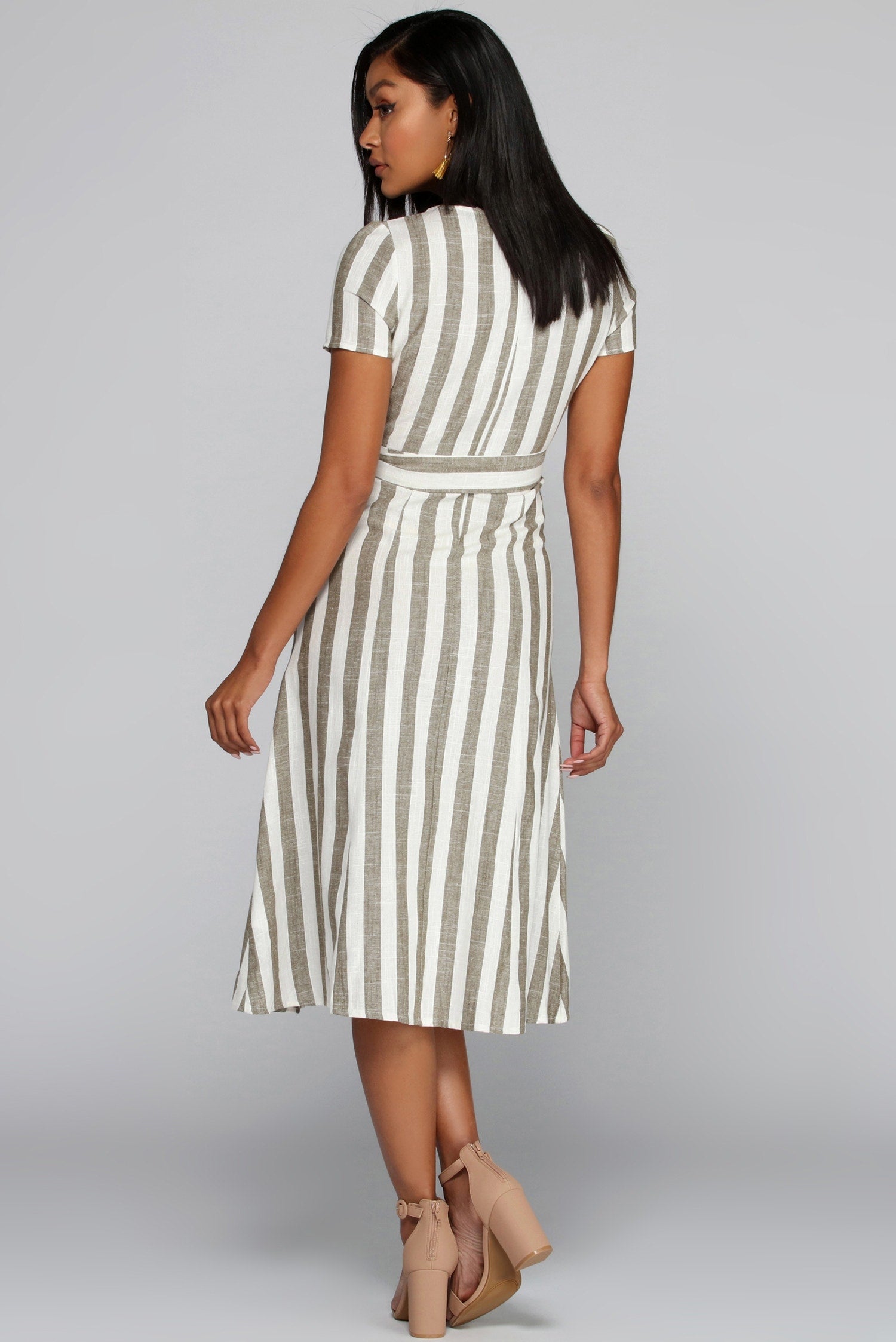 In The Midi Linen Dress