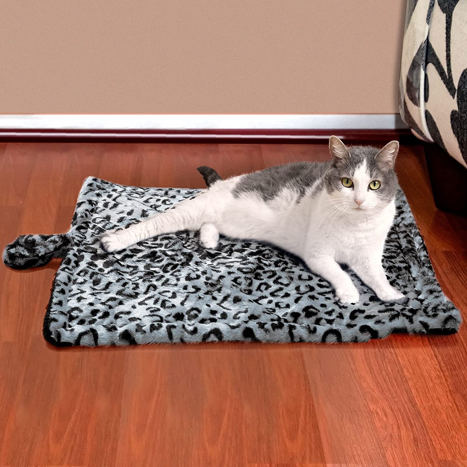 Paws and Pals Self Warming Medium Cat Pet Bed Gray Black Leopard Print (20x17.5x0.1 inches)