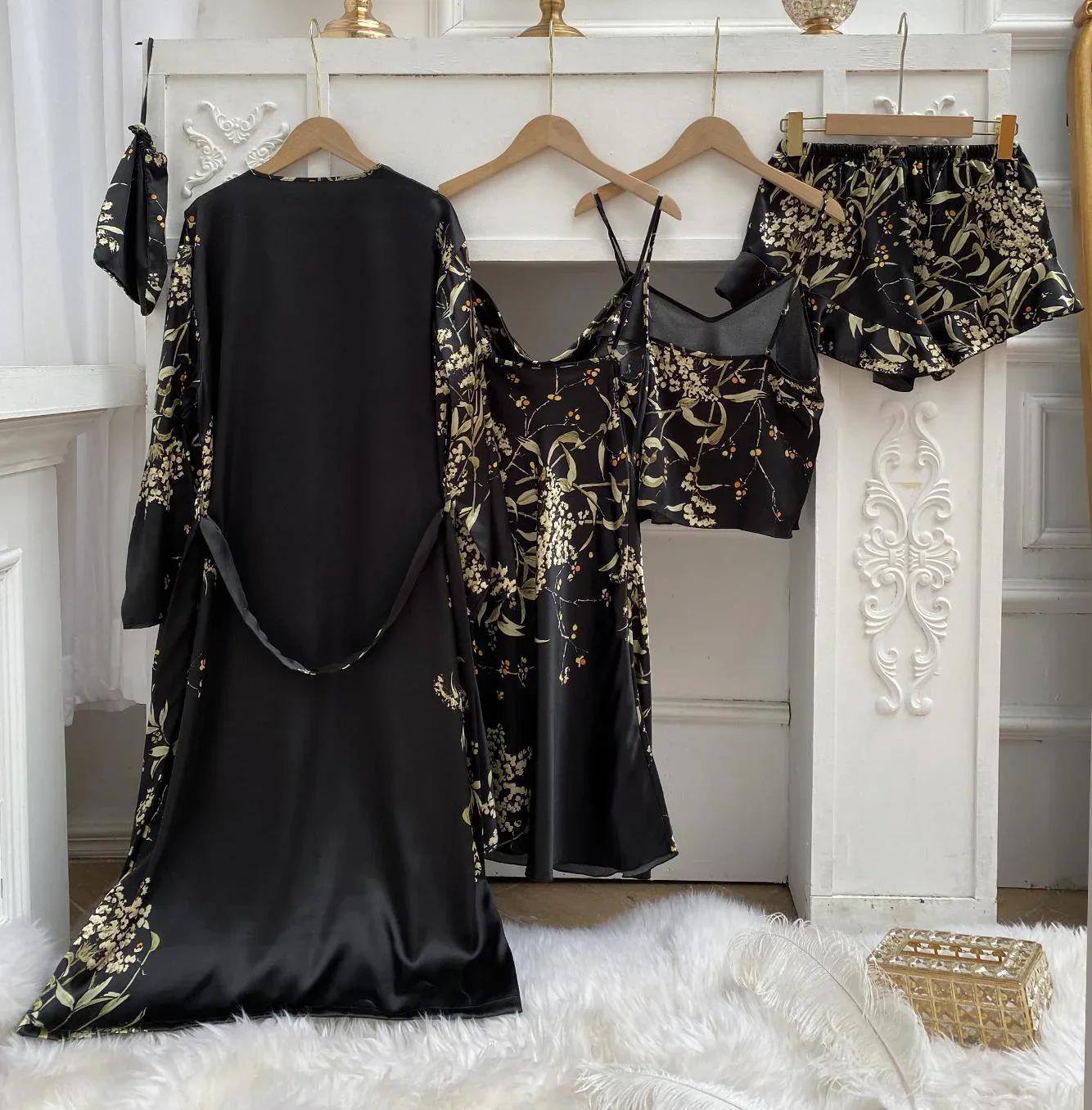 Conjunto Glamour Imperial em Cetim 4 Peças