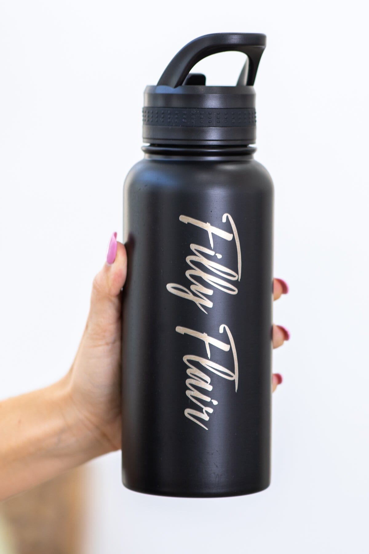 Black Filly Flair 32oz Water Bottle