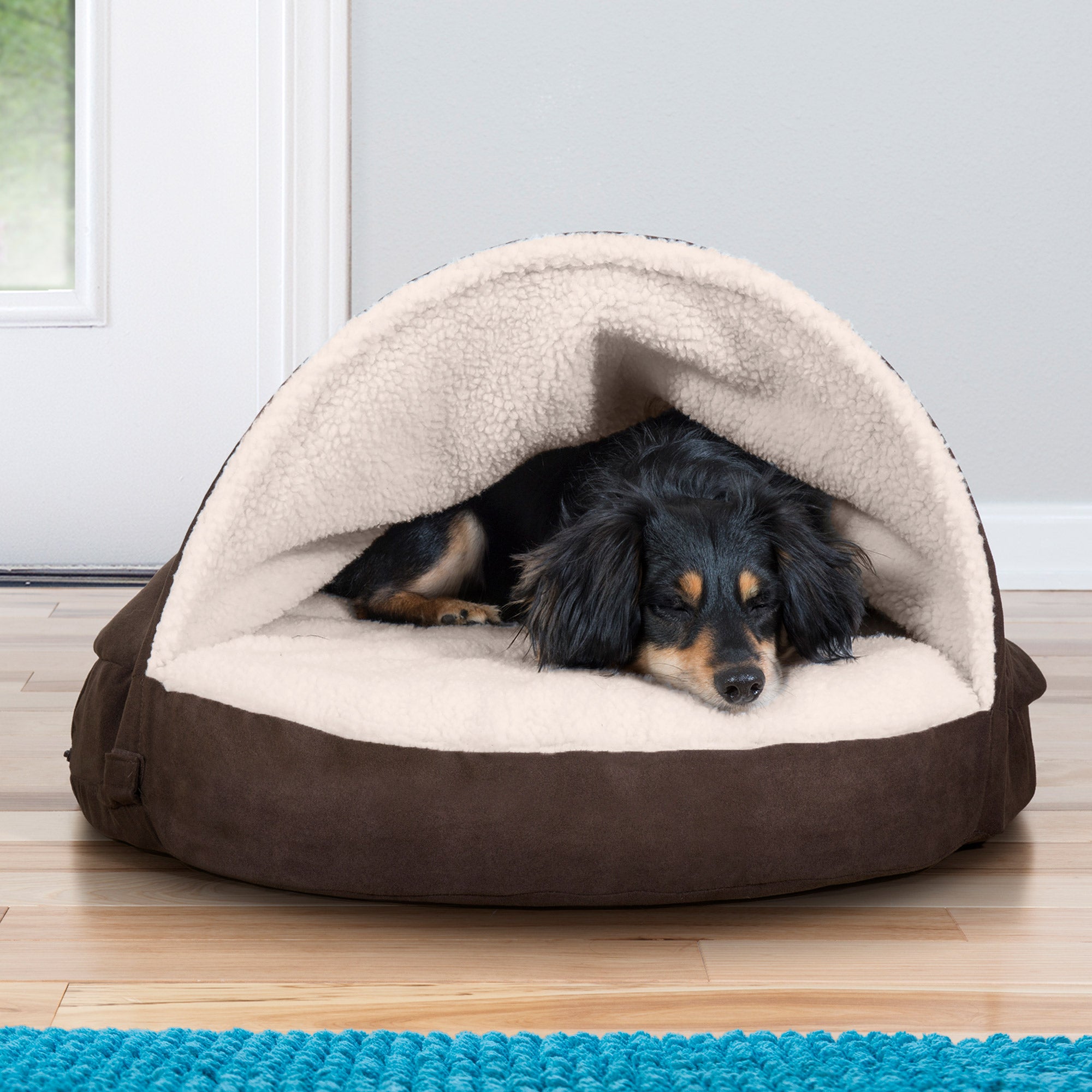 FurHaven | Cooling Gel Faux Sheepskin Snuggery Pet Bed for Dogs and Cats， Espresso， 26-Inch
