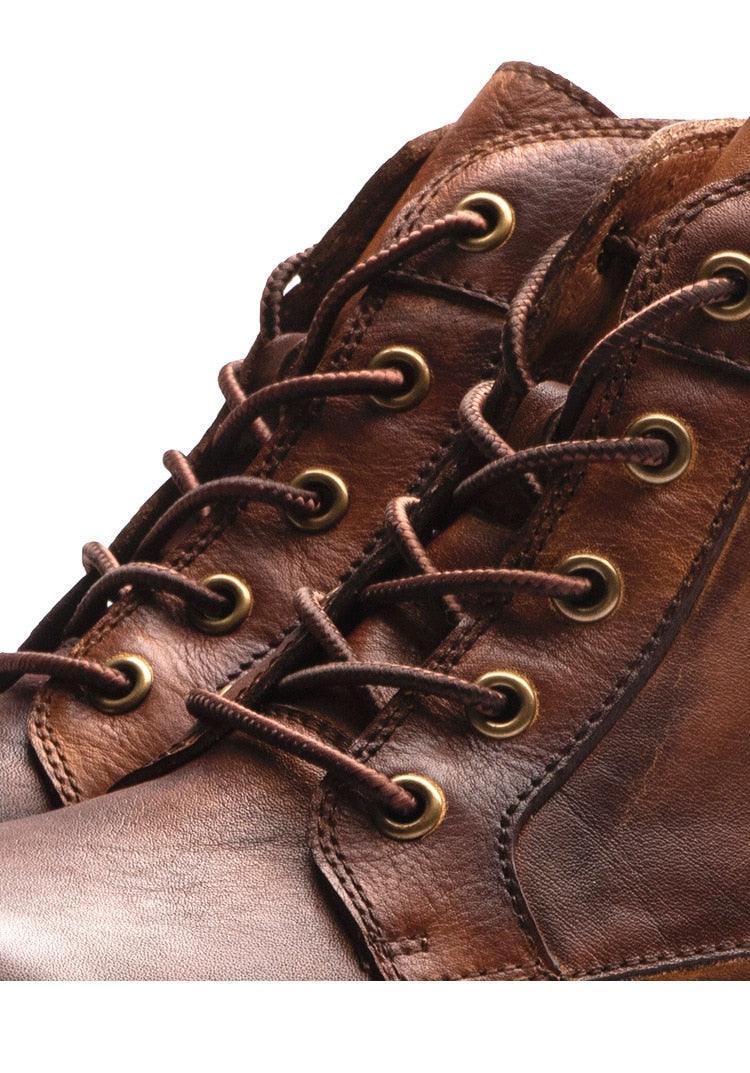 Bota Masculina em Couro Artesanal- ClassicMen / O Estilo do Homem Clássio Unidos em uma única  Bota!!!