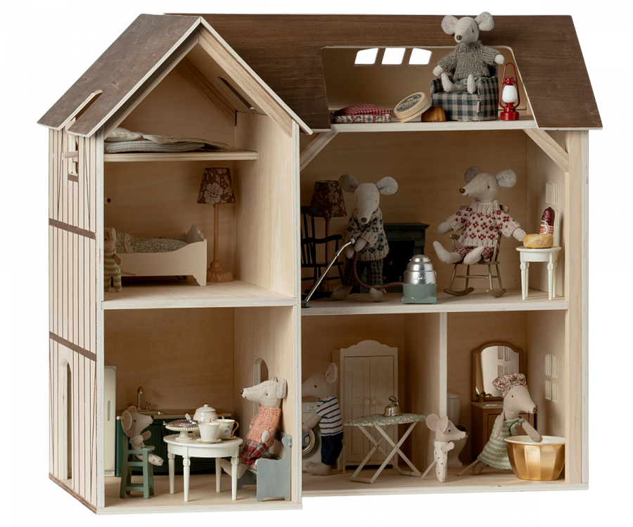 Mouse Farmhouse