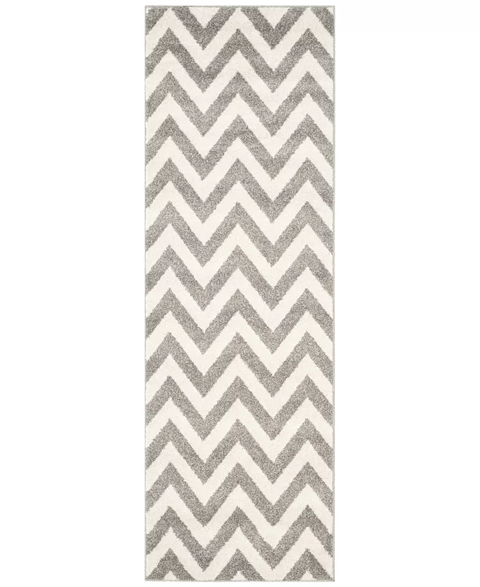 Safavieh Amherst Indoor Outdoor AMT419 2'3'' x 11' Runner Area Rug