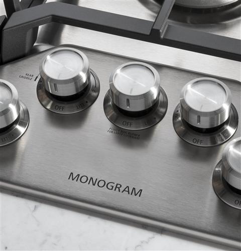 Monogram ZGU36RSLSS 36Inch DeepRecessed Gas Cooktop In Stainless Ste