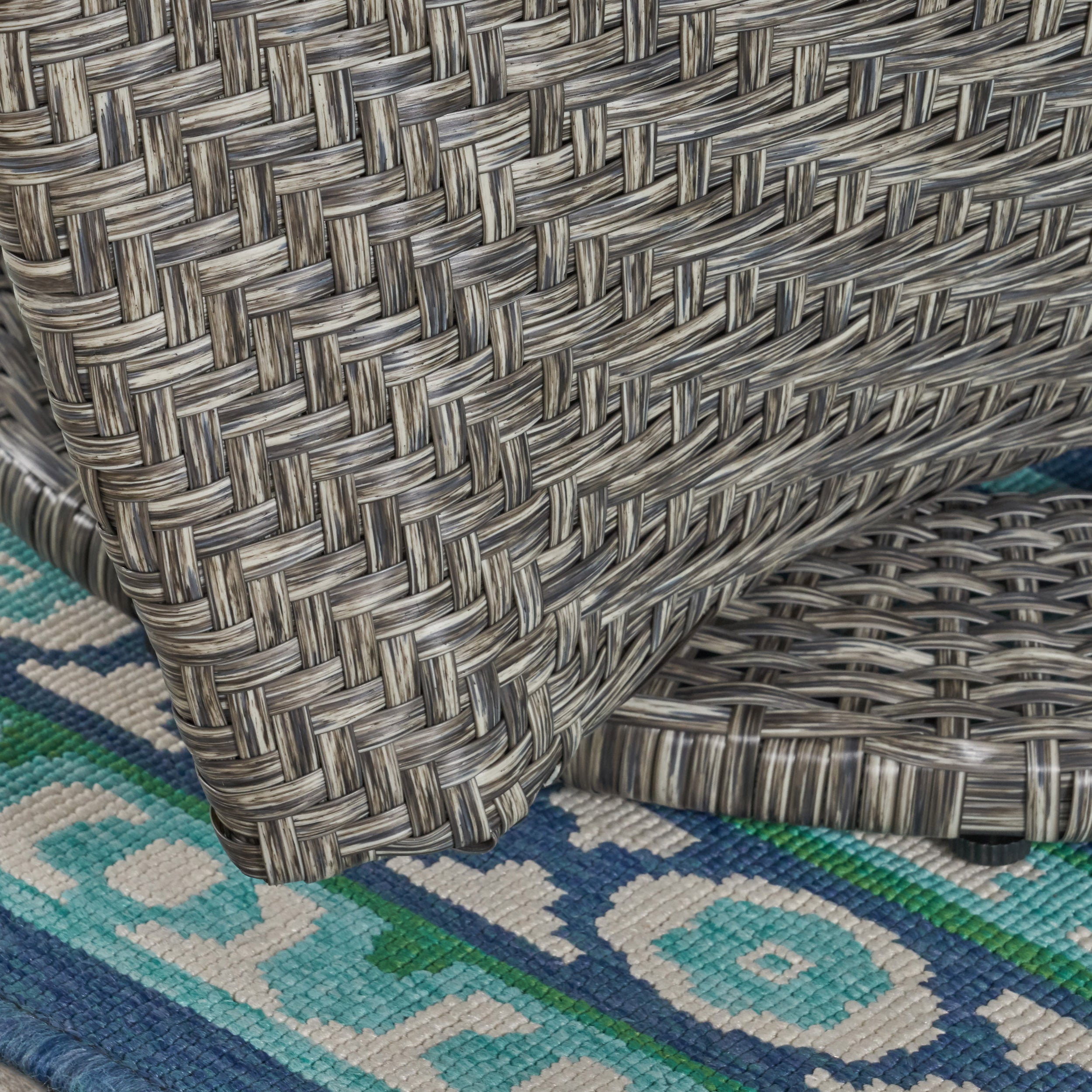 Philipppa Patio Fire Pit Set