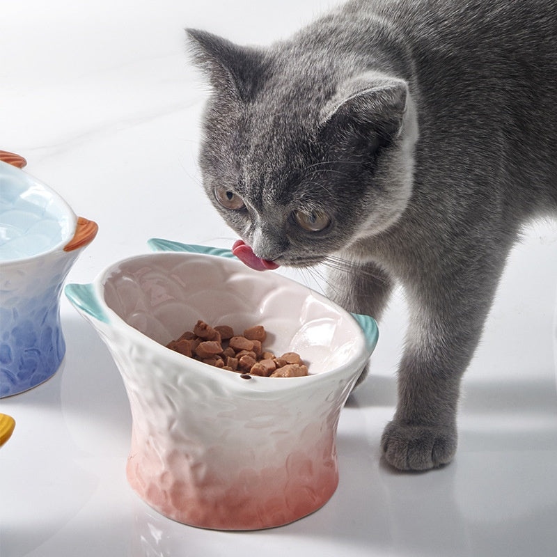 Raised Ceramic Cat Bowl – Cute Fish-Shaped Elevated Food & Water Bowl