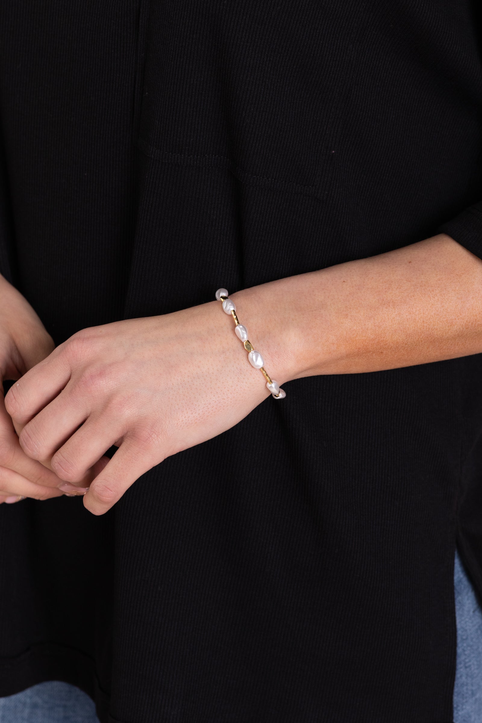 Sunlit Pearls Bracelet