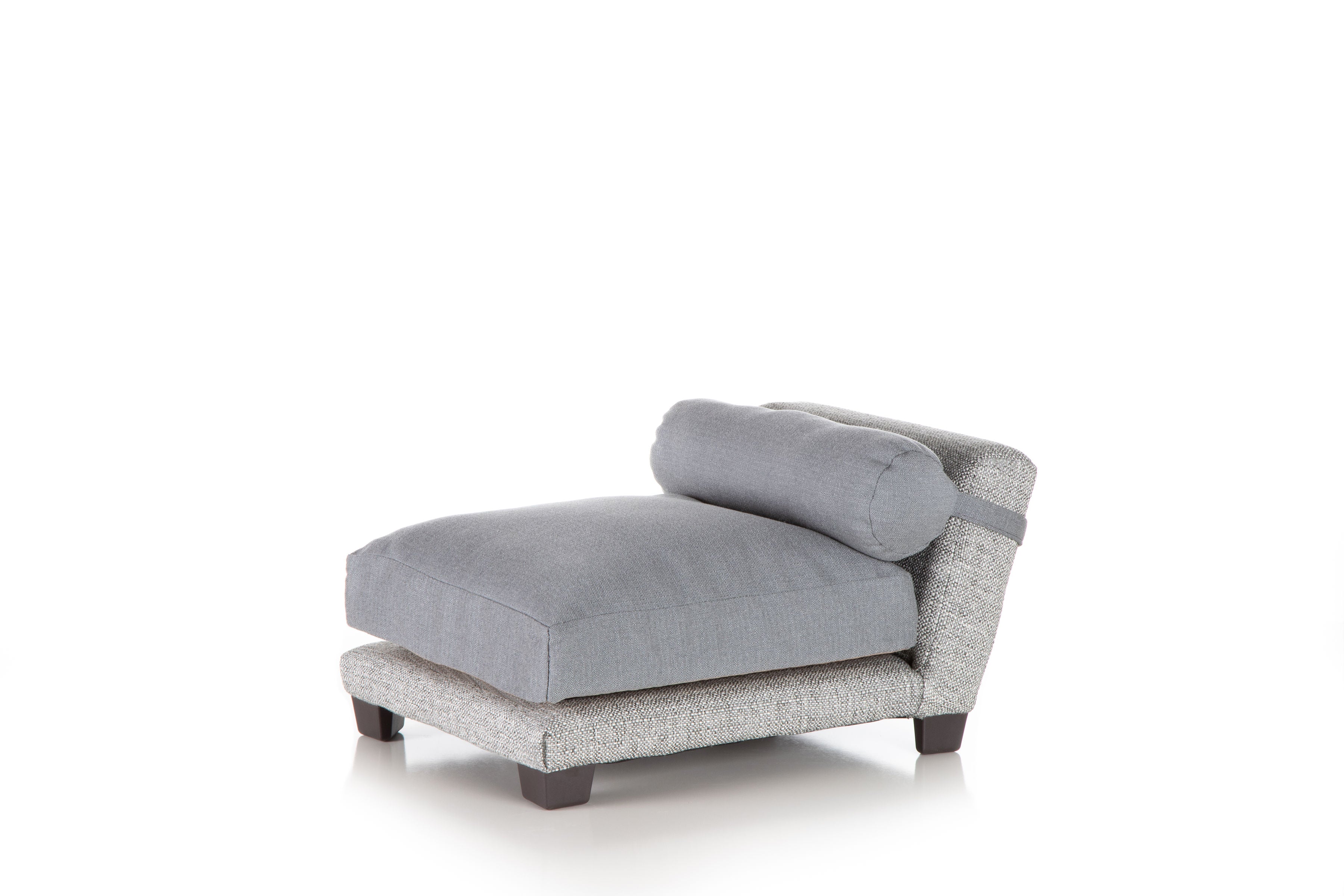 Club Nine Pets Bada Orthopedic Dog Bed， Large， Silver.