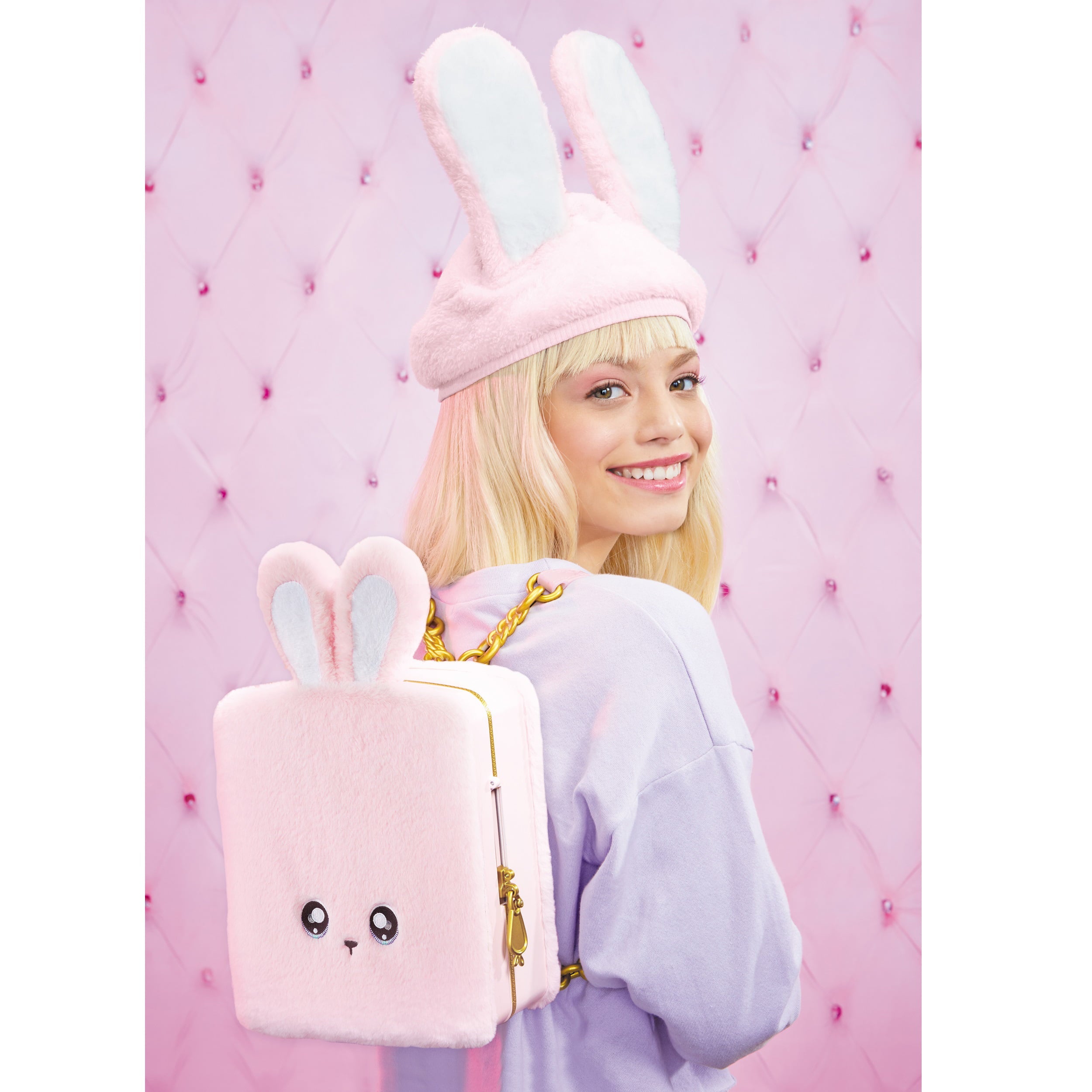Na! Na! Na! Surprise 3-in-1 Backpack Bedroom Pink Bunny Playset with Limited Edition Doll Playset