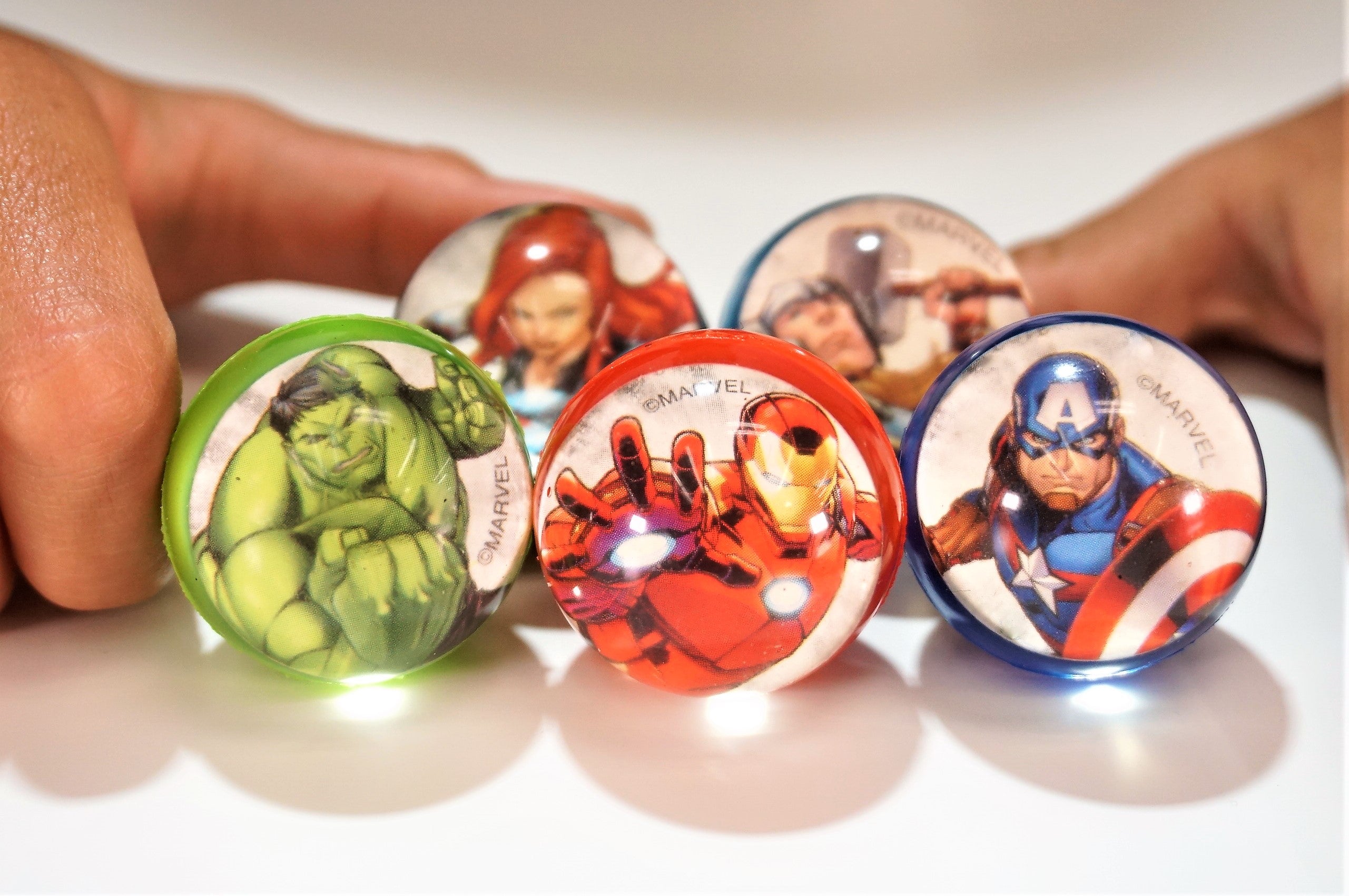 Marvel Avengers Bouncy Balls Superballs Super Hi Bounce 1.2