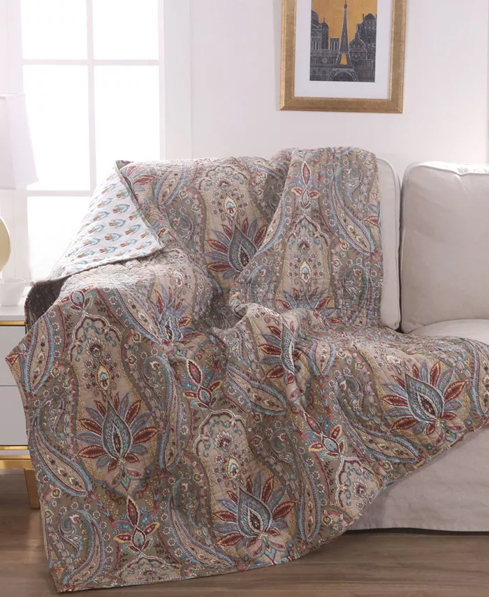 Levtex Kasey Damask Reversible Quilted Throw， 50
