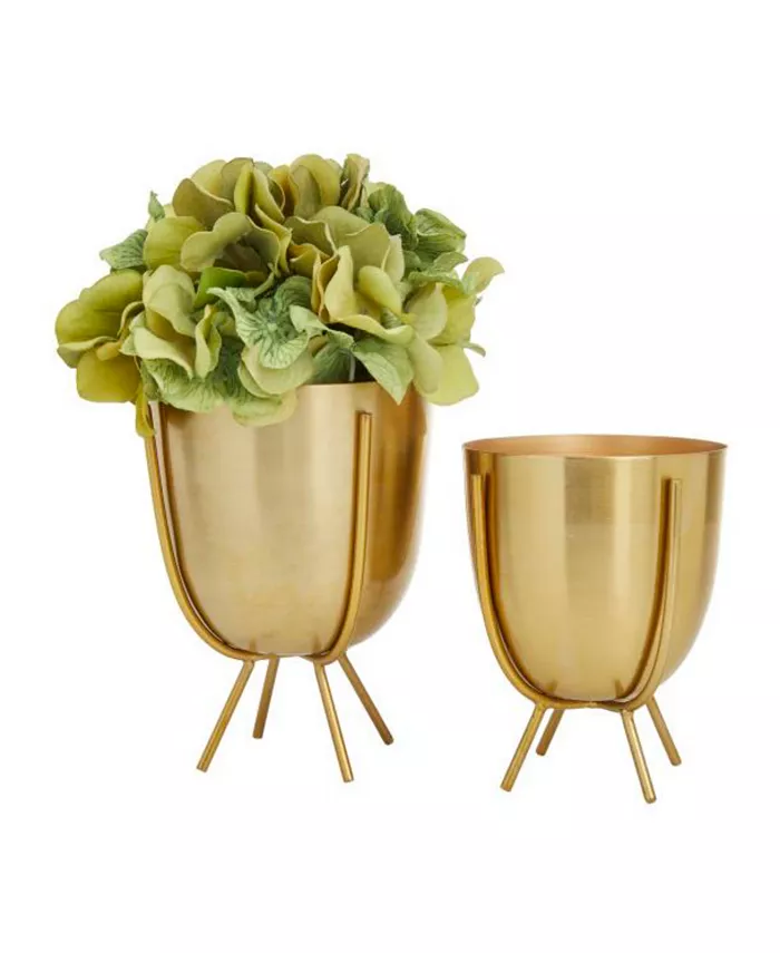 CosmoLiving by Cosmopolitan Contemporary Planters with Stand， Set of 2