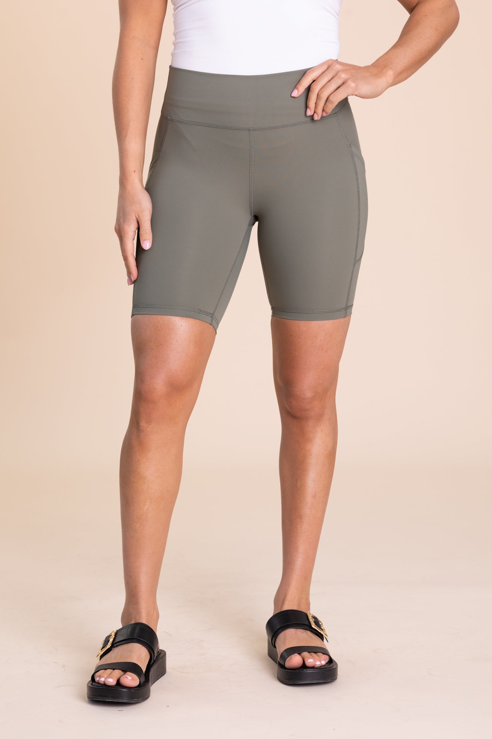 Solid Active Bike Shorts With Pockets