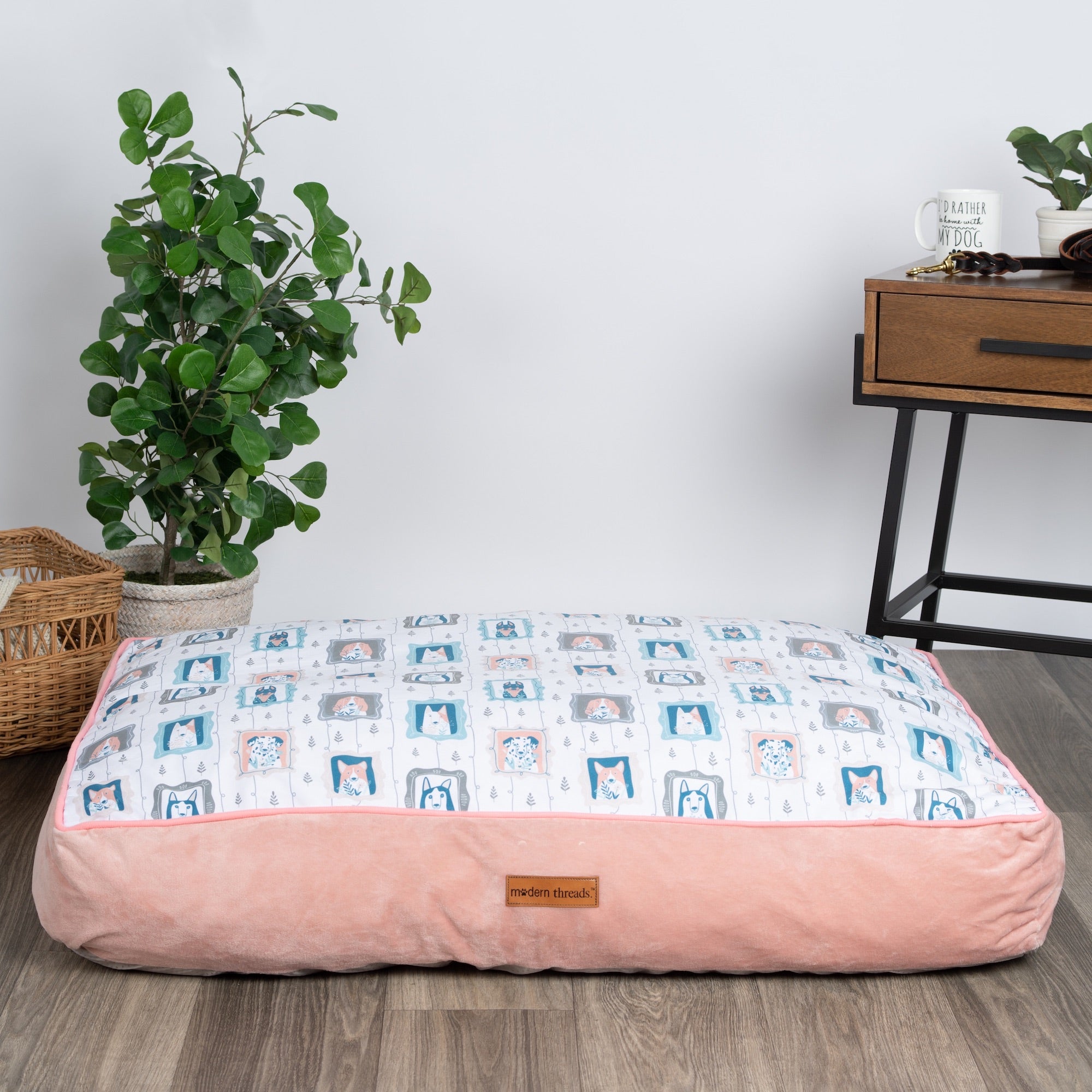 Modern Threads Large Orthopedic Memory Foam Pillow Dog Bed， Potraits