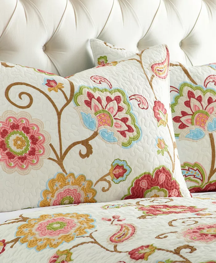 Levtex Ashbury Spring Quilted Decorative Pillow， 12
