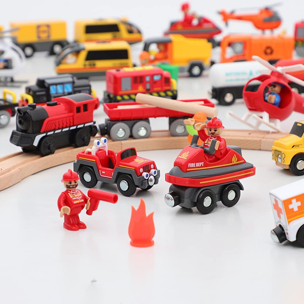 Battery Operated Train for Wooden Track (Magnetic Connection)， Powerful Engine Bullet Train Action Locomotive Train Motorized Train for Wooden Track for Toddlers Kids 3-14