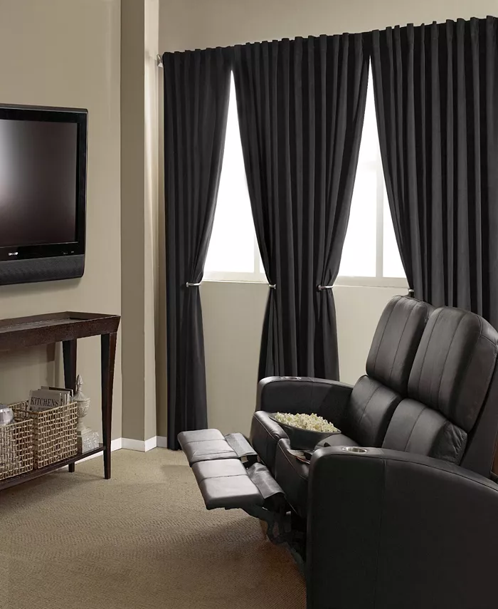 Eclipse Velvet Blackout Panel， 50