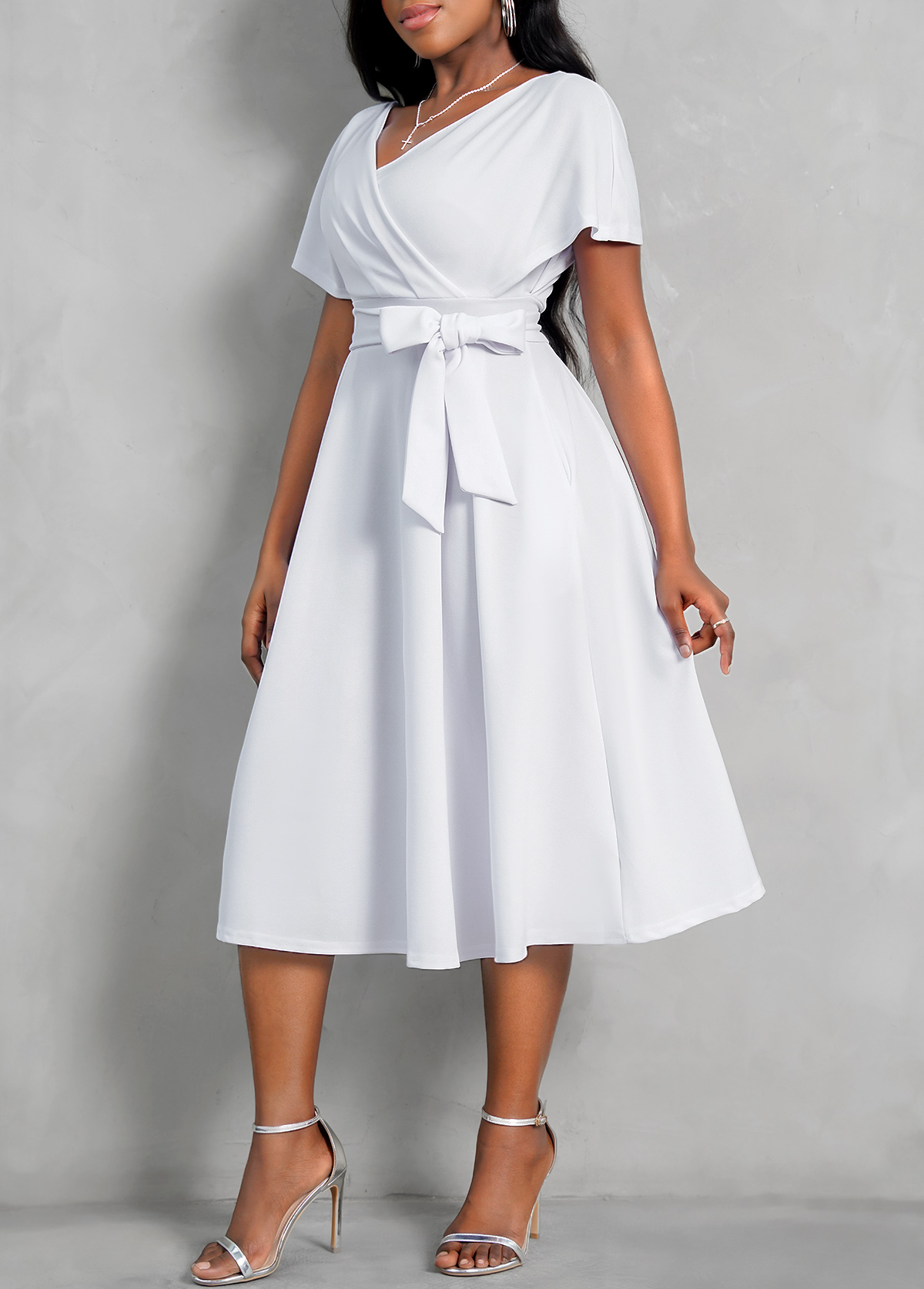 Short Sleeve V Neck Belted Dress
