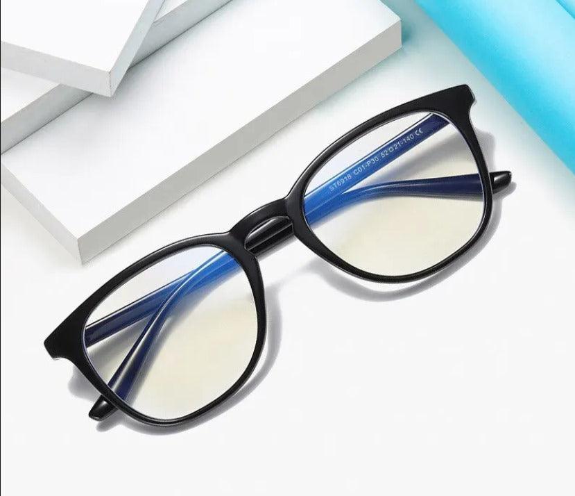 Óculos de Leitura Petra Anti Luz Azul / Conforto Visual E Moda Você Encontra Nesse Óculos!