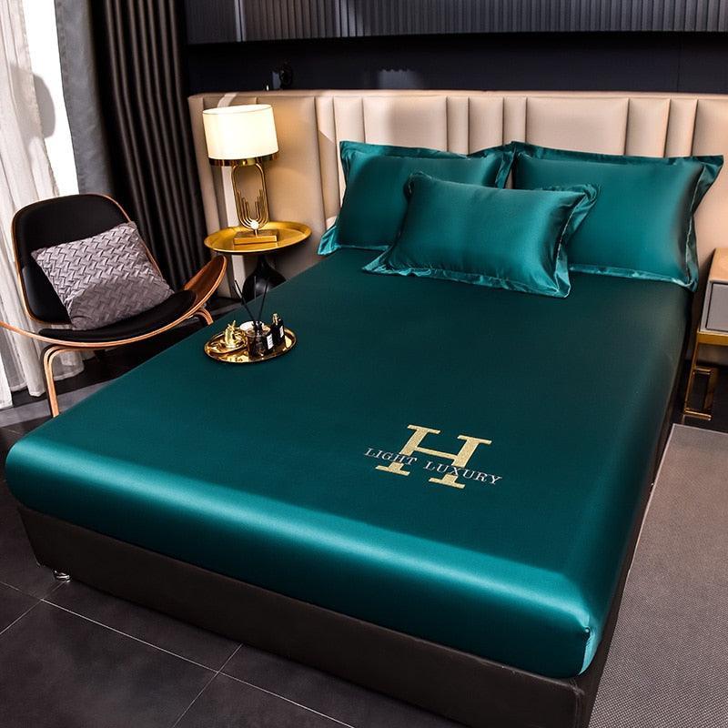 Jogo de Lençol + Fronhas em Cetim - Light Luxury