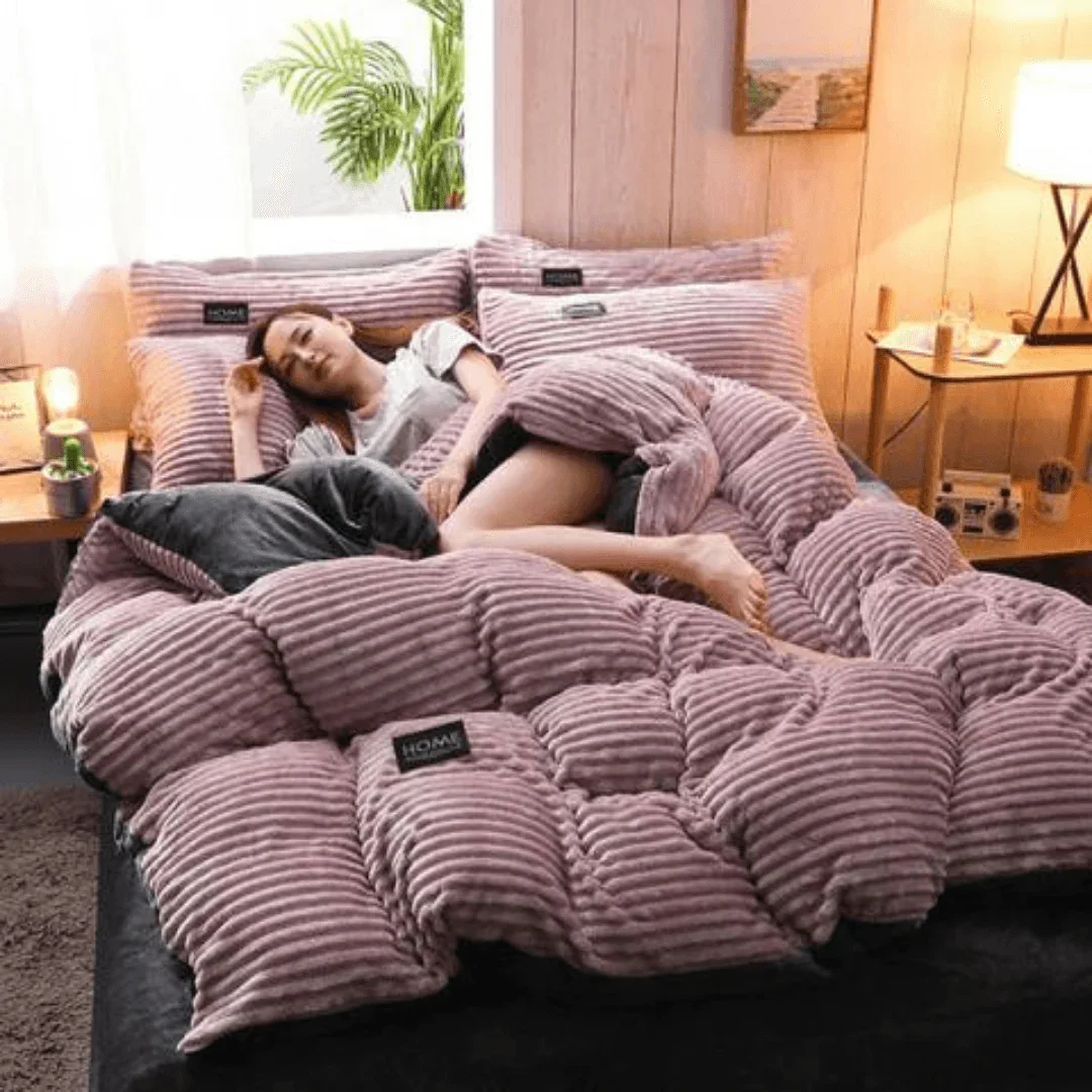 Jogo Completo de Roupas de Cama em Veludo Home™