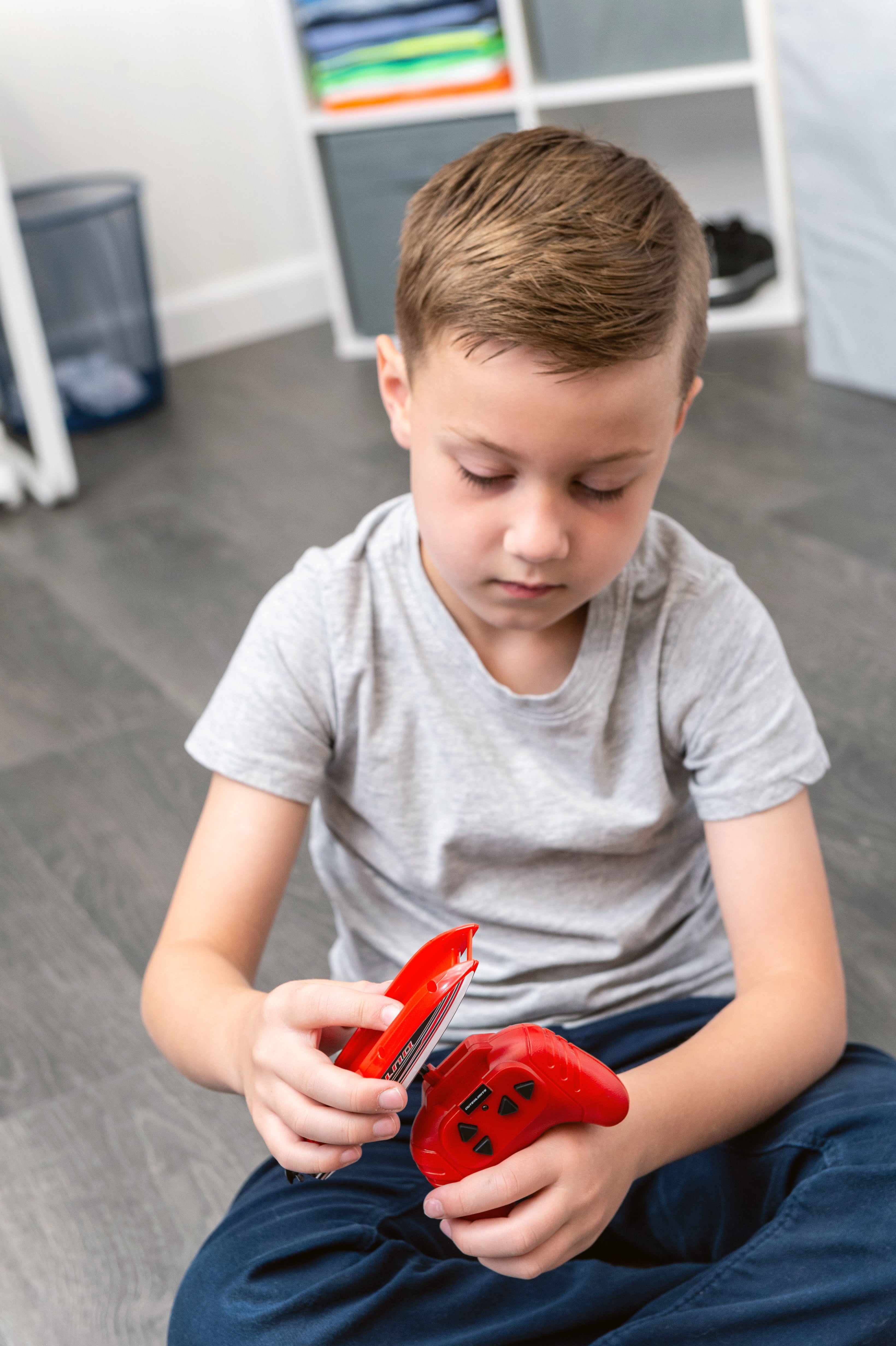 Adventure Force 6 inch Outer Limits Catamaran Battery Radio Control Nano Mini Boat， 6706-3RH