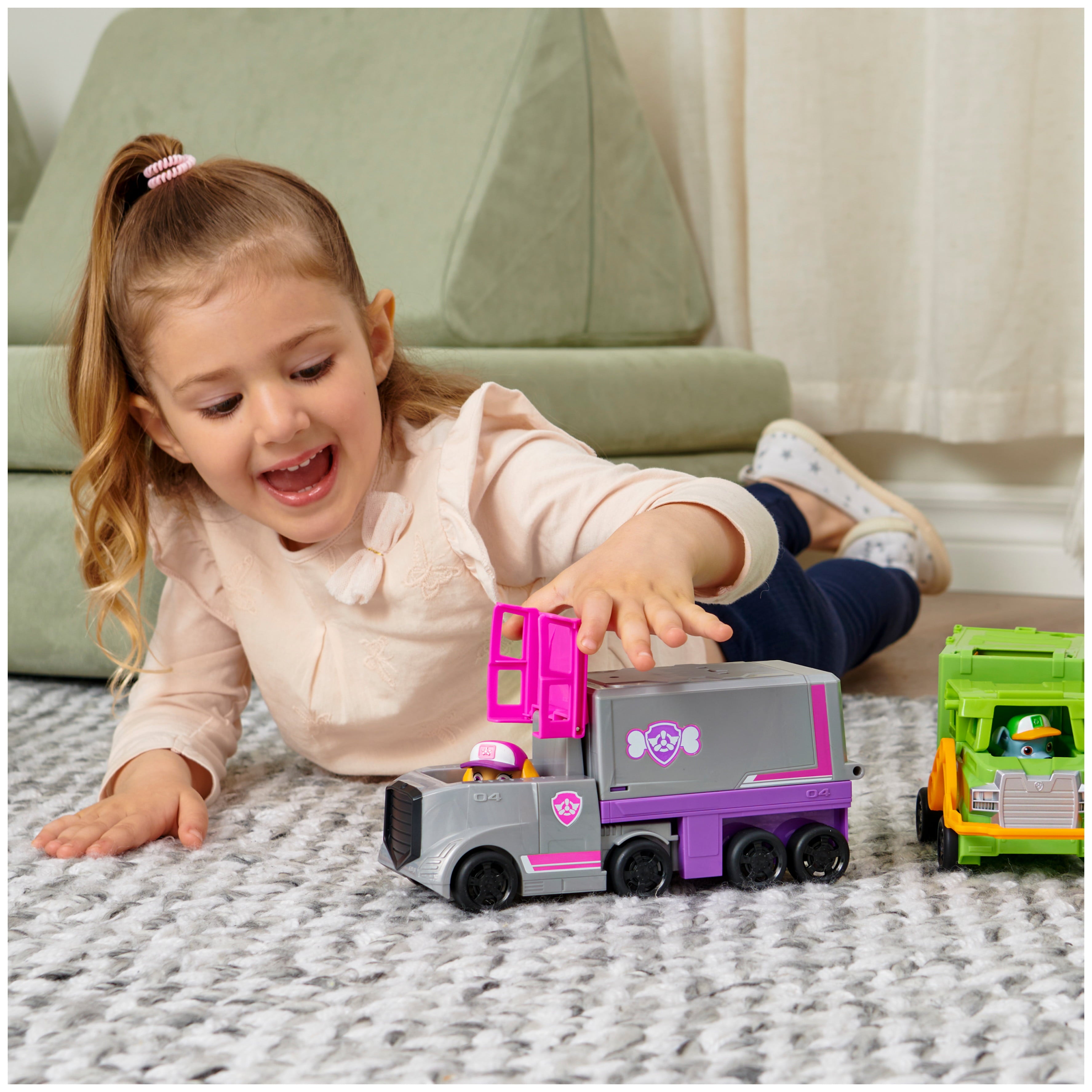 PAW Patrol， Big Truck Pup’s Skye Transforming Vehicle and Figure