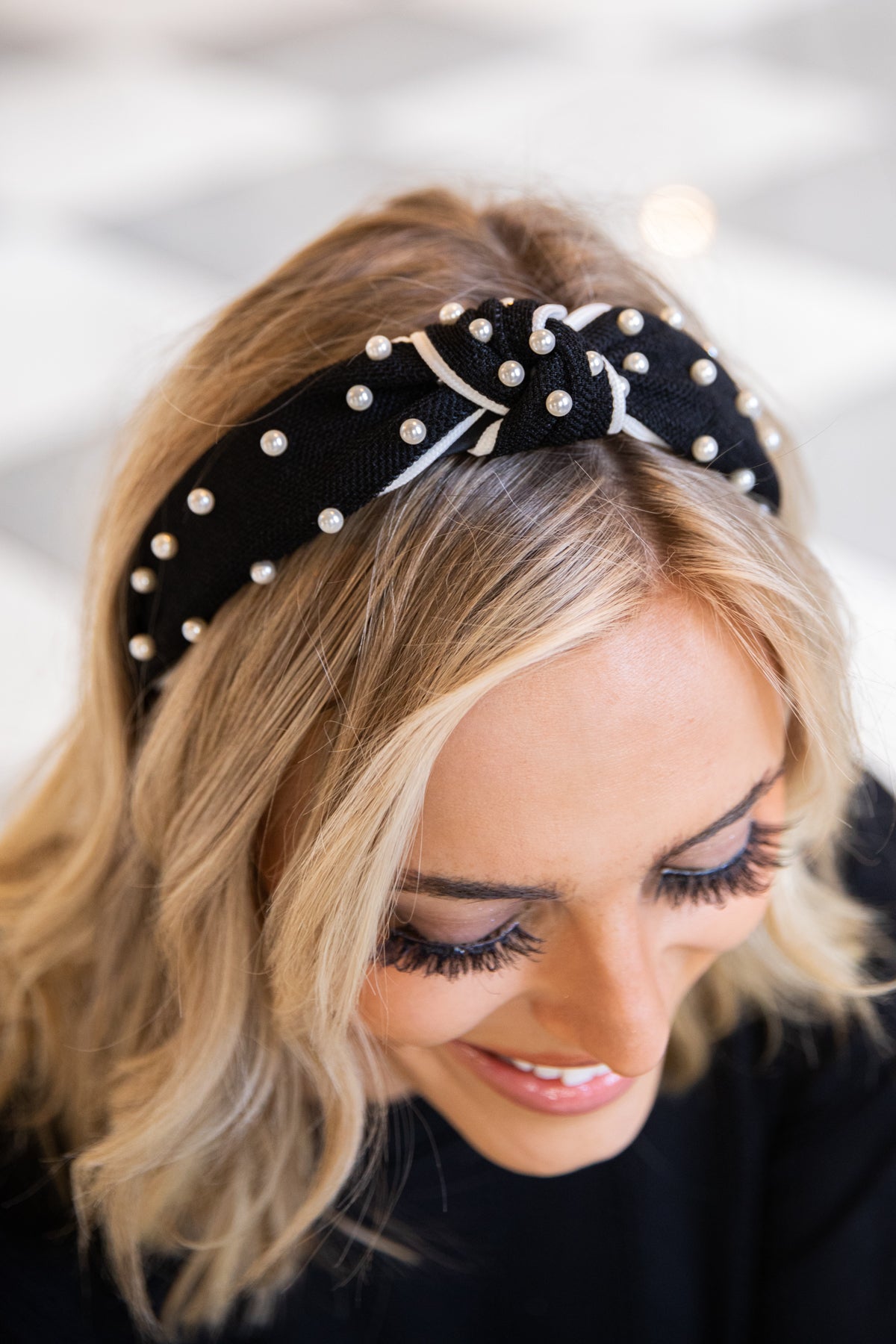 Black and White Headband With Pearls