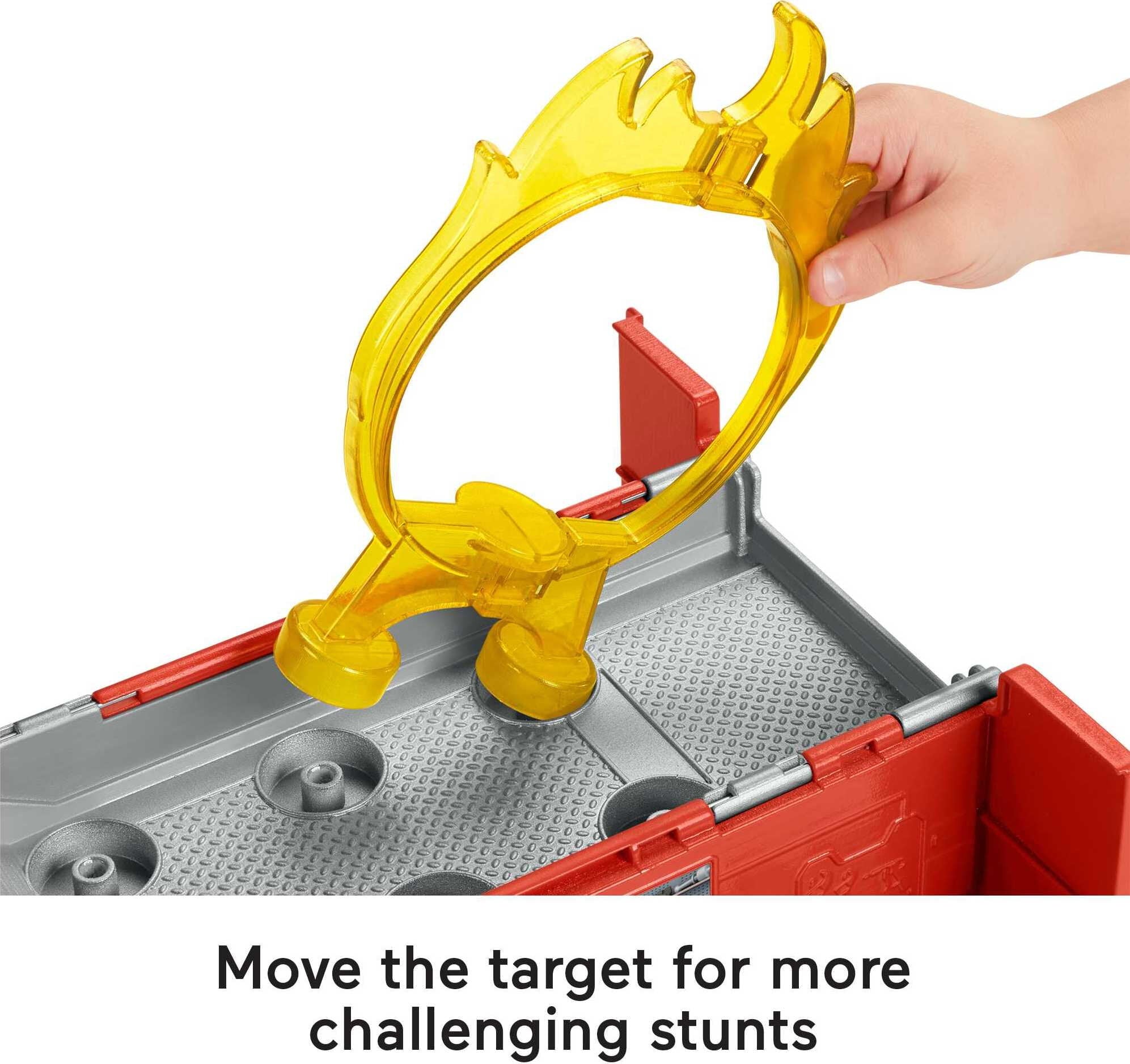 Fisher-Price Blaze and the Monster Machines Launch and Stunts Hauler， Transforming Vehicle Playset