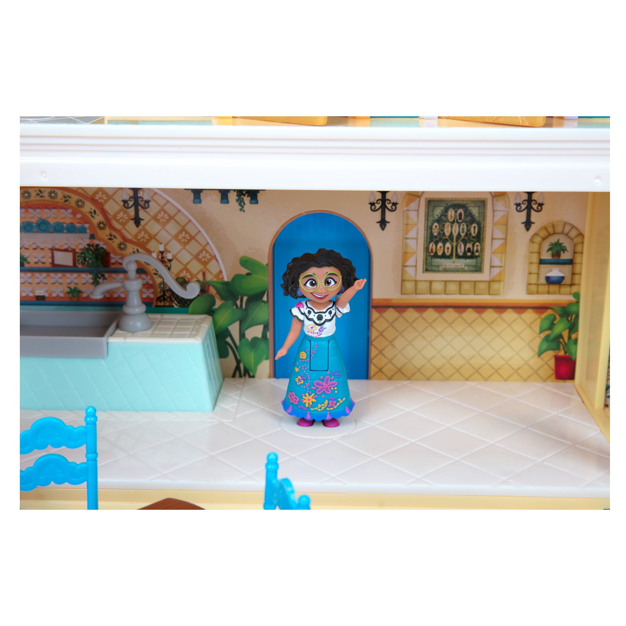 Disney Encanto Magical Casa Madrigal Interactive Small Dollhouse Playset