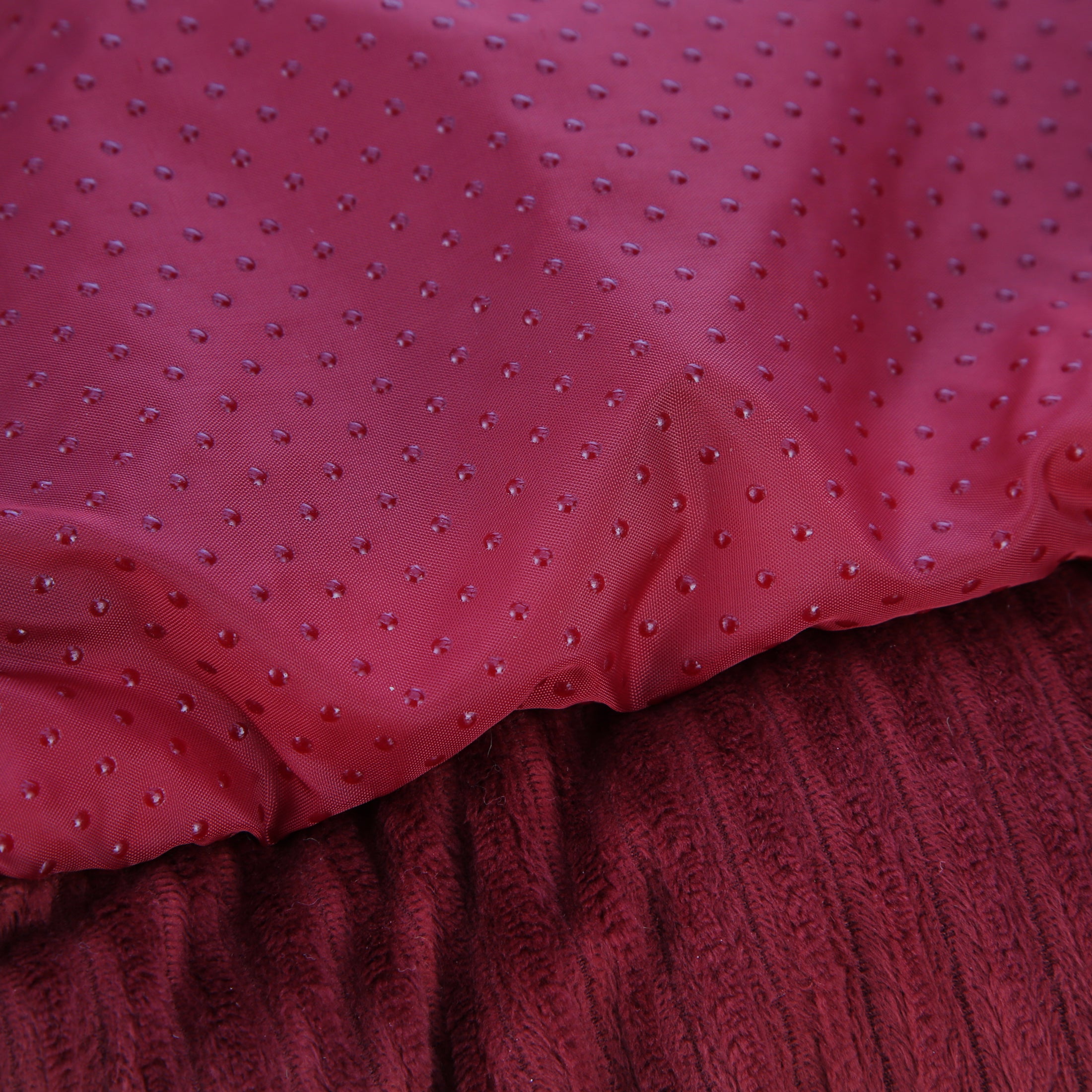 Aspen Pet Rectangular Pet Cat Bed， Red