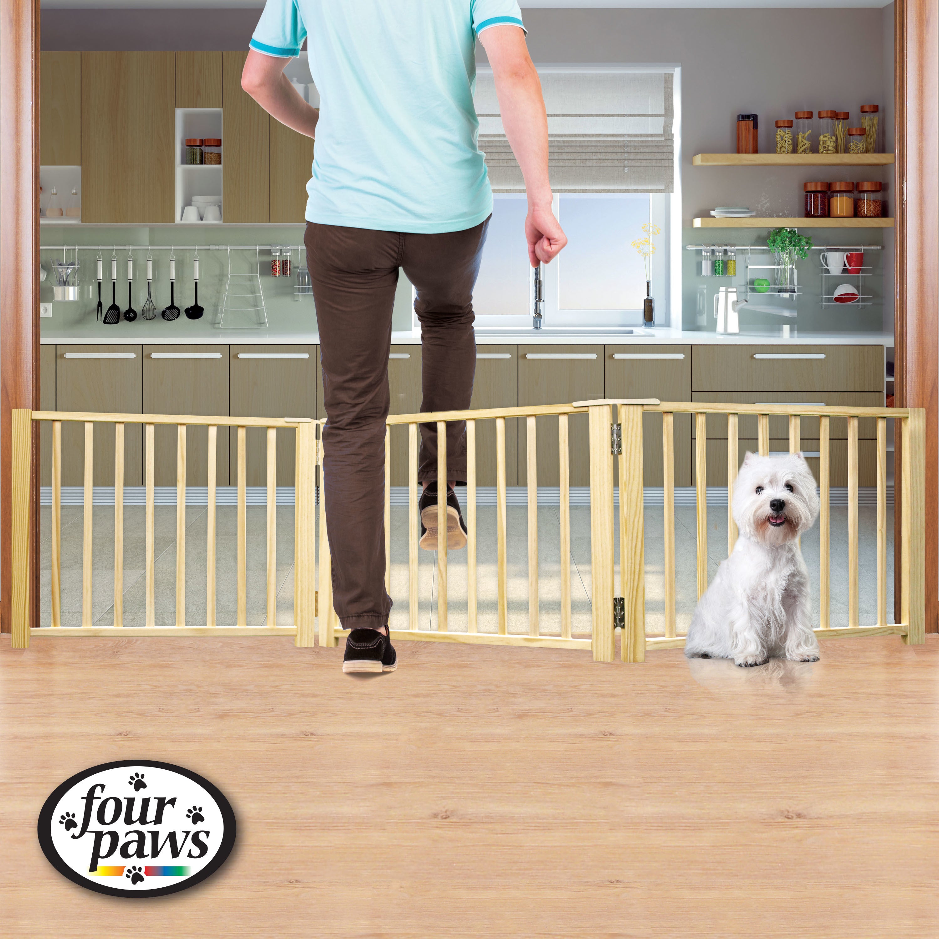 Four Paws Expandable Dog Gate， Wood Gate for Dogs， 3-Panel 24-68