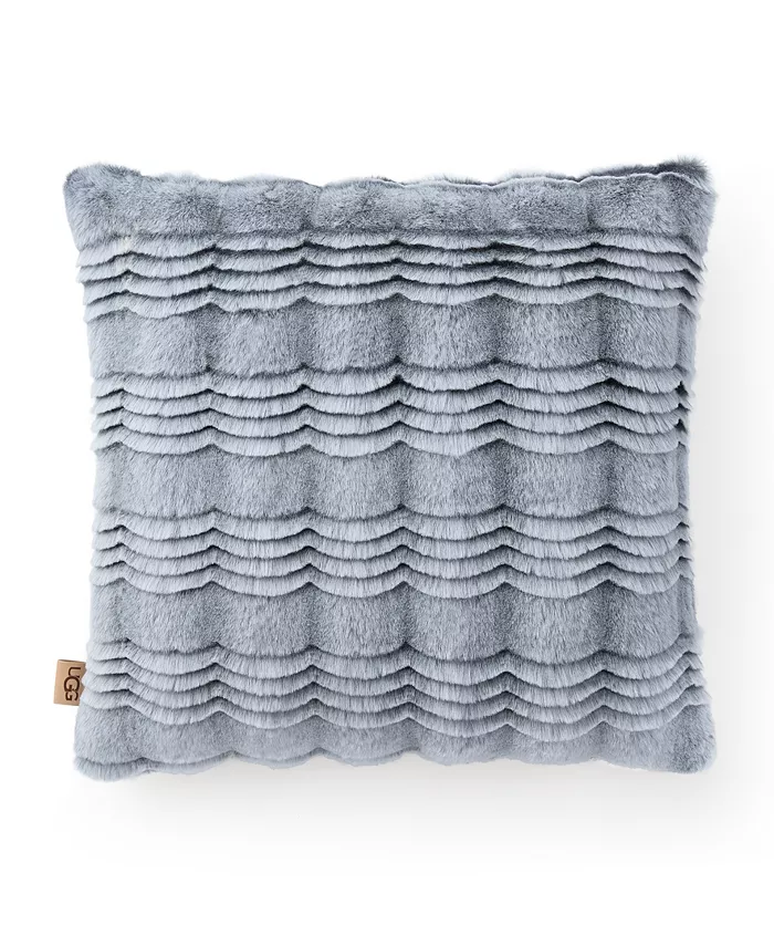 UGGandreg Marli Faux Fur Decorative Pillow，  20