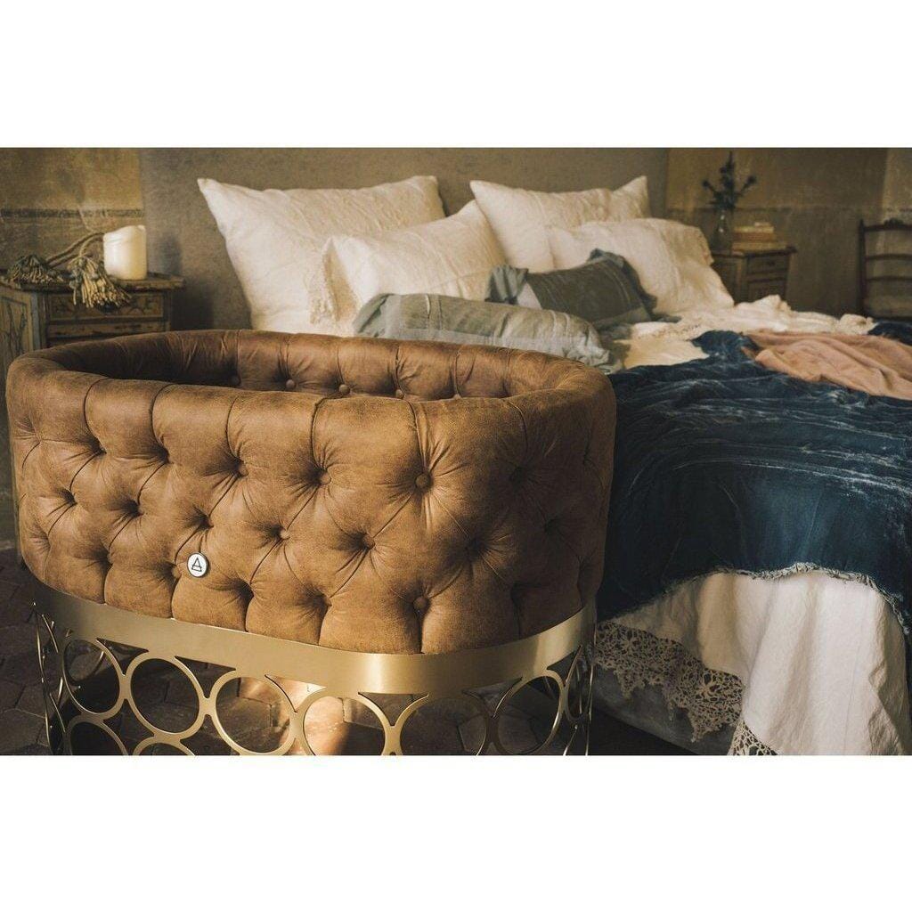 Aristot-Bassinet-And-Base