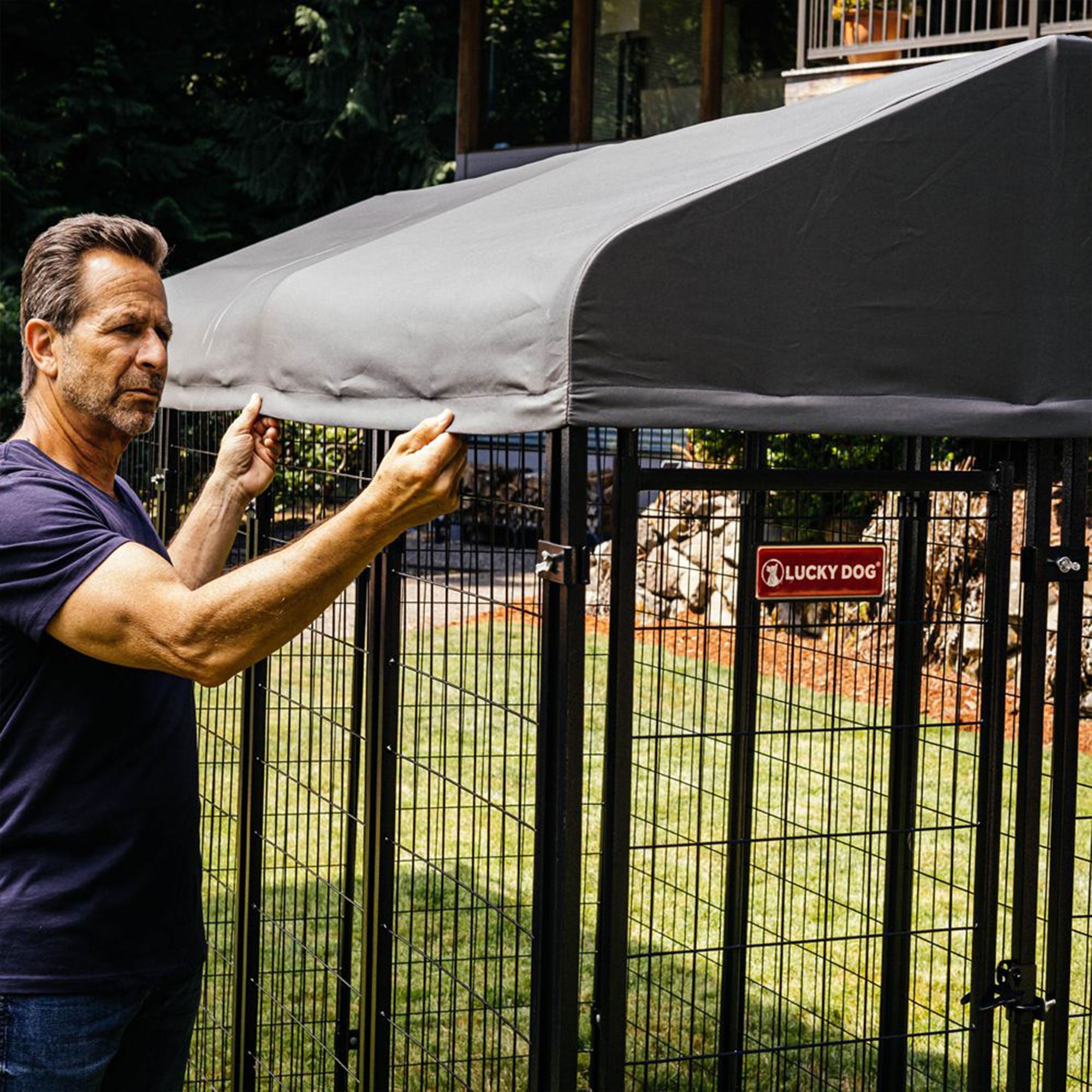 Lucky Dog STAY Series 4 x 8 x 6 Foot Roofed Steel Frame Villa Dog Kennel