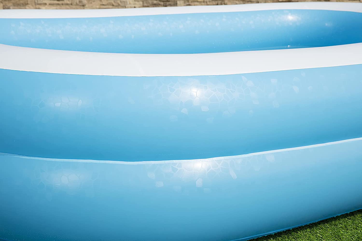 Bestway - Blue Rectangular Family Pool，10  feet x 60 inches x 22 inches Swimming Pool.  Walls composed of three equal rings.  Three interlocking quick release valves for Ages: 6+