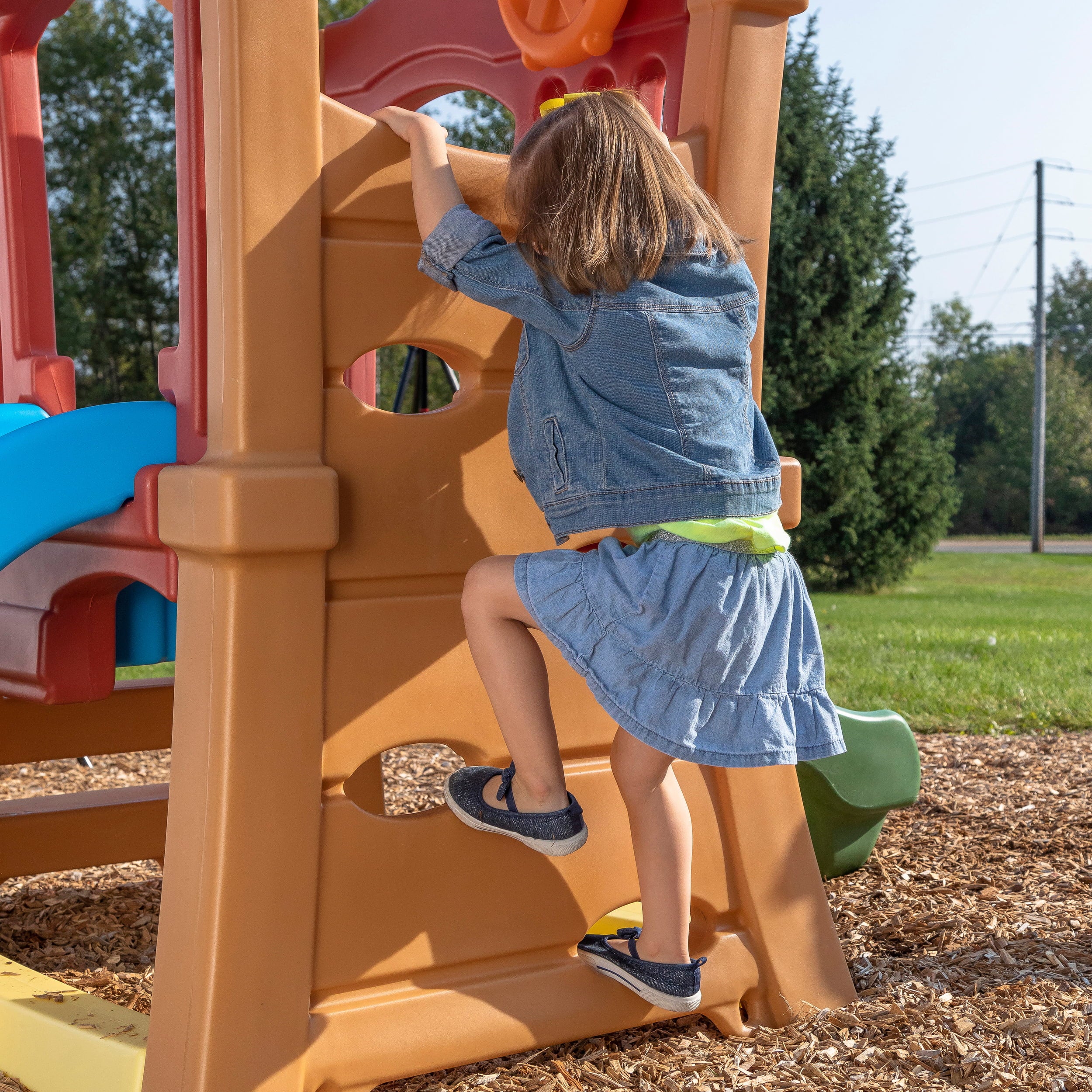 Step2 Play Up Double Slide Climber， Toddlers