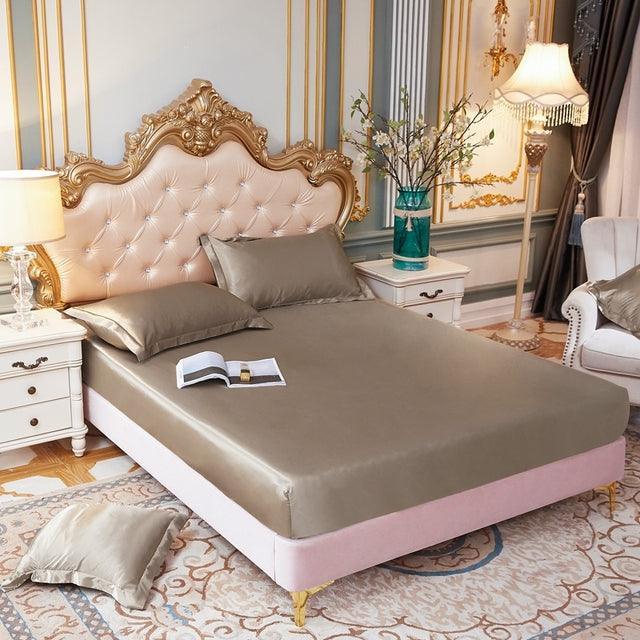 Conjunto Sleep Luxury™ de Lençol + Fronhas em Cetim / Ganhe Um Cobre Leito em Cetim de Brinde!