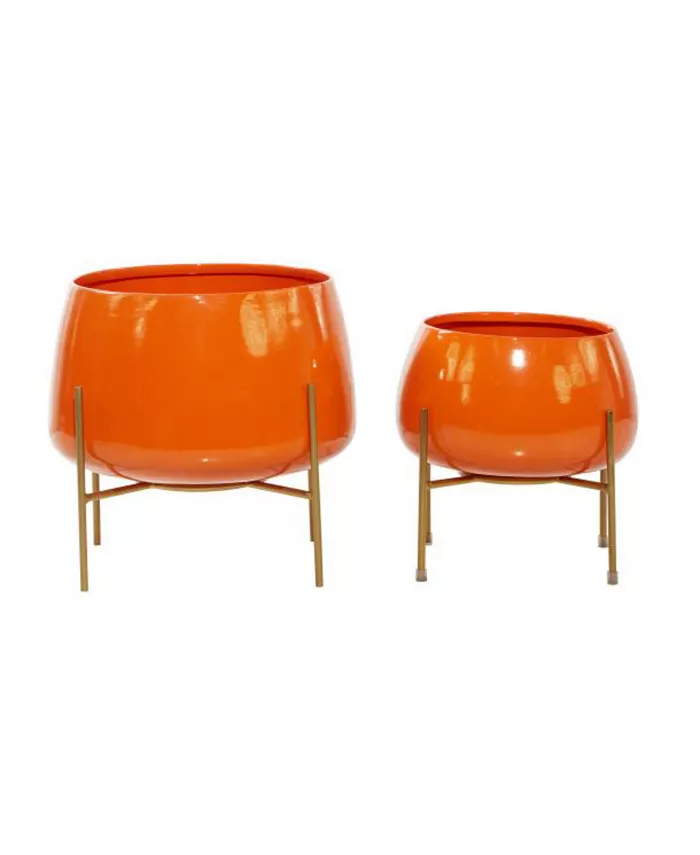 Rosemary Lane Metal Modern Planters with Stand， Set of 2