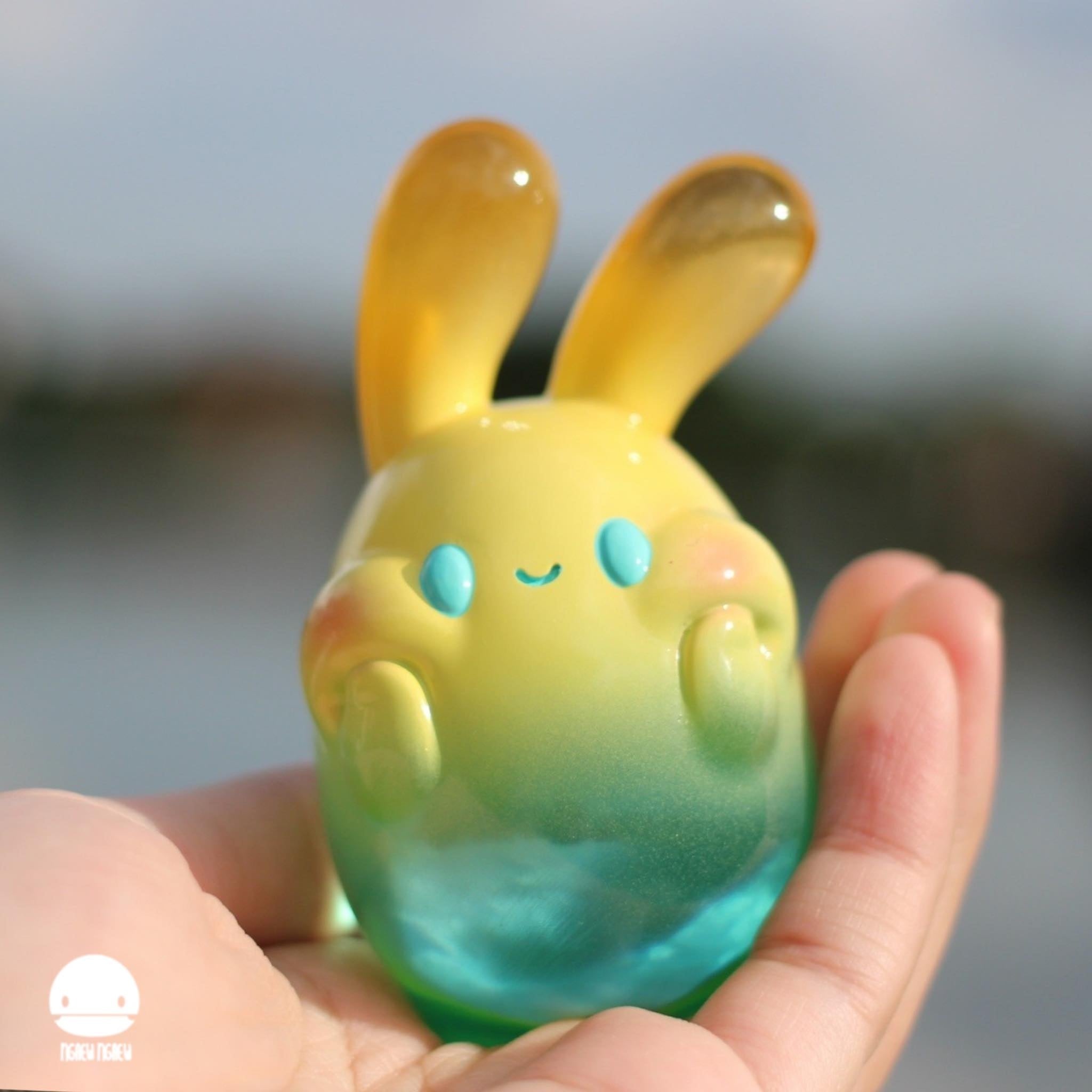 Ngaew Ngaew chubby blue Hawaii by Ngaew Ngaew