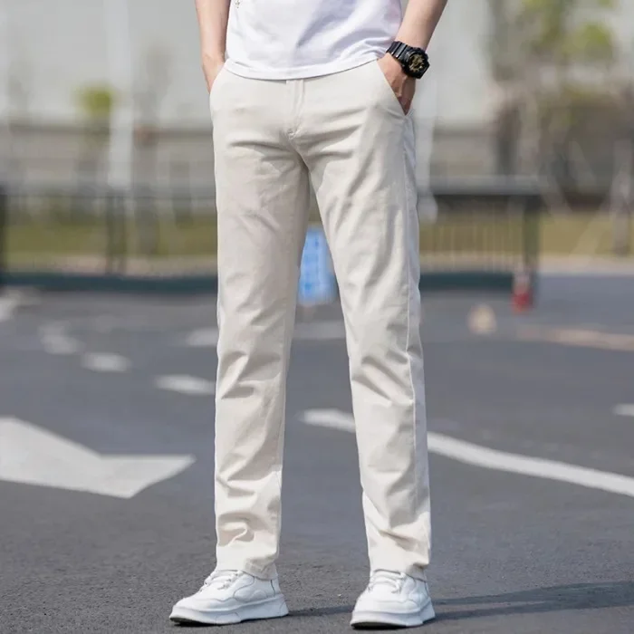 Calça em Sarja Leonardo™ com Tecido Premium e Corte Reto / Minimalismo Refinado e Conforto de Alta Classe!