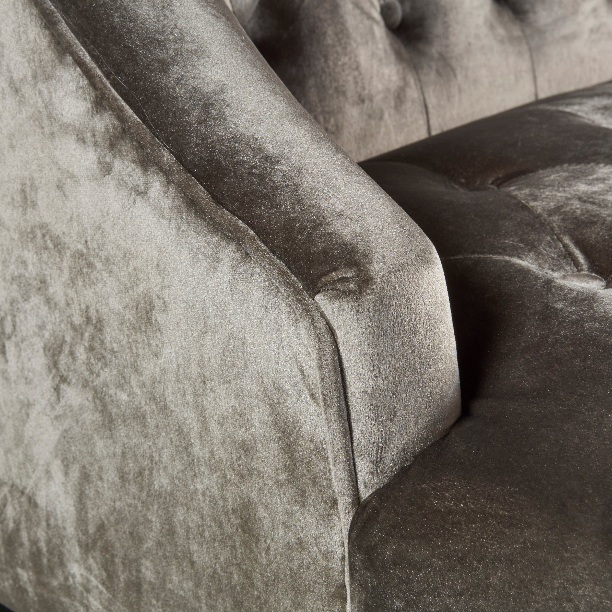 Leona French Style High Back Tufted Winged Velvet Loveseat