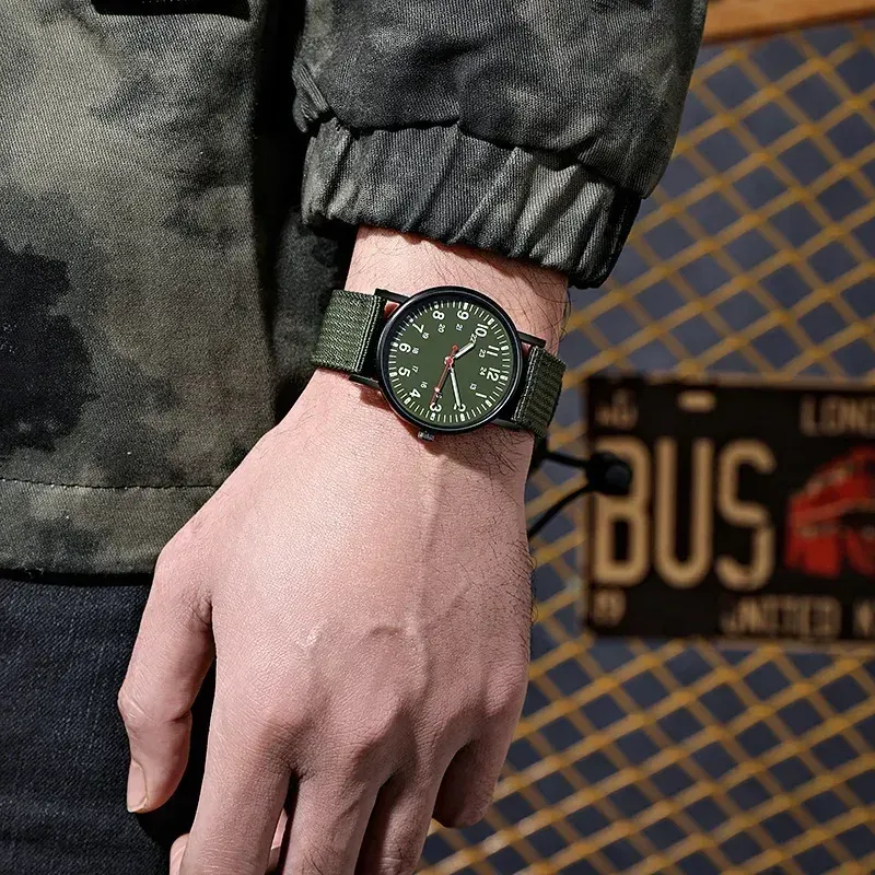 LIUYANGTIAN Luxury Design Men Watches Luminous Hand Wind Alloy Men's Winner Watch Exquisite Compact Wrist Watch Men Relogios Masculino