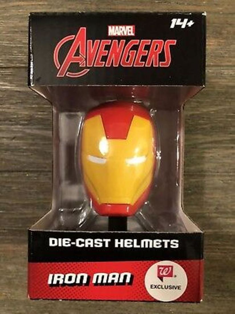 Marvel Avengers Die-Cast Collectible Iron Man Helmet Exclusive， Recommended for Ages 14+