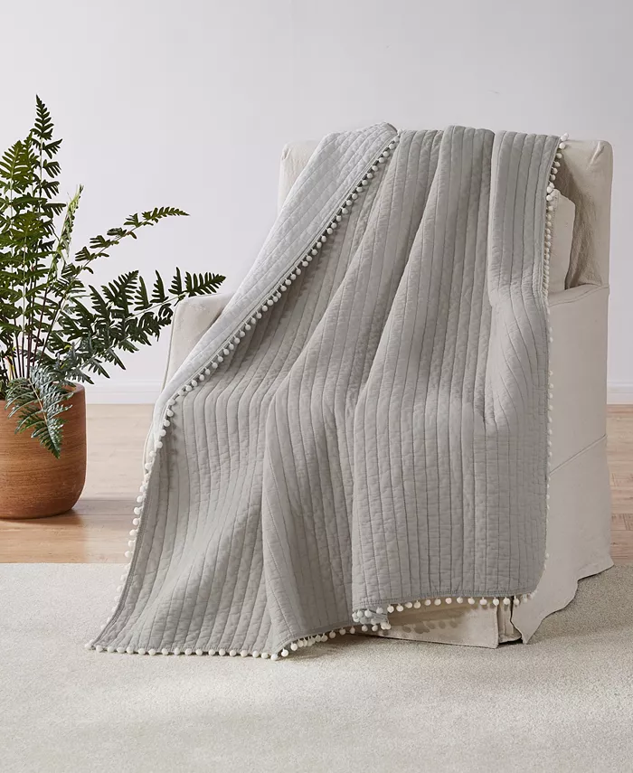 Levtex Pom Quilted Throw， 50